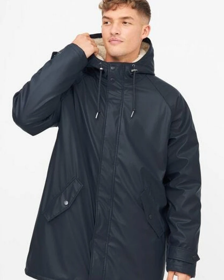 derbe Winterjacke „Trekholm“