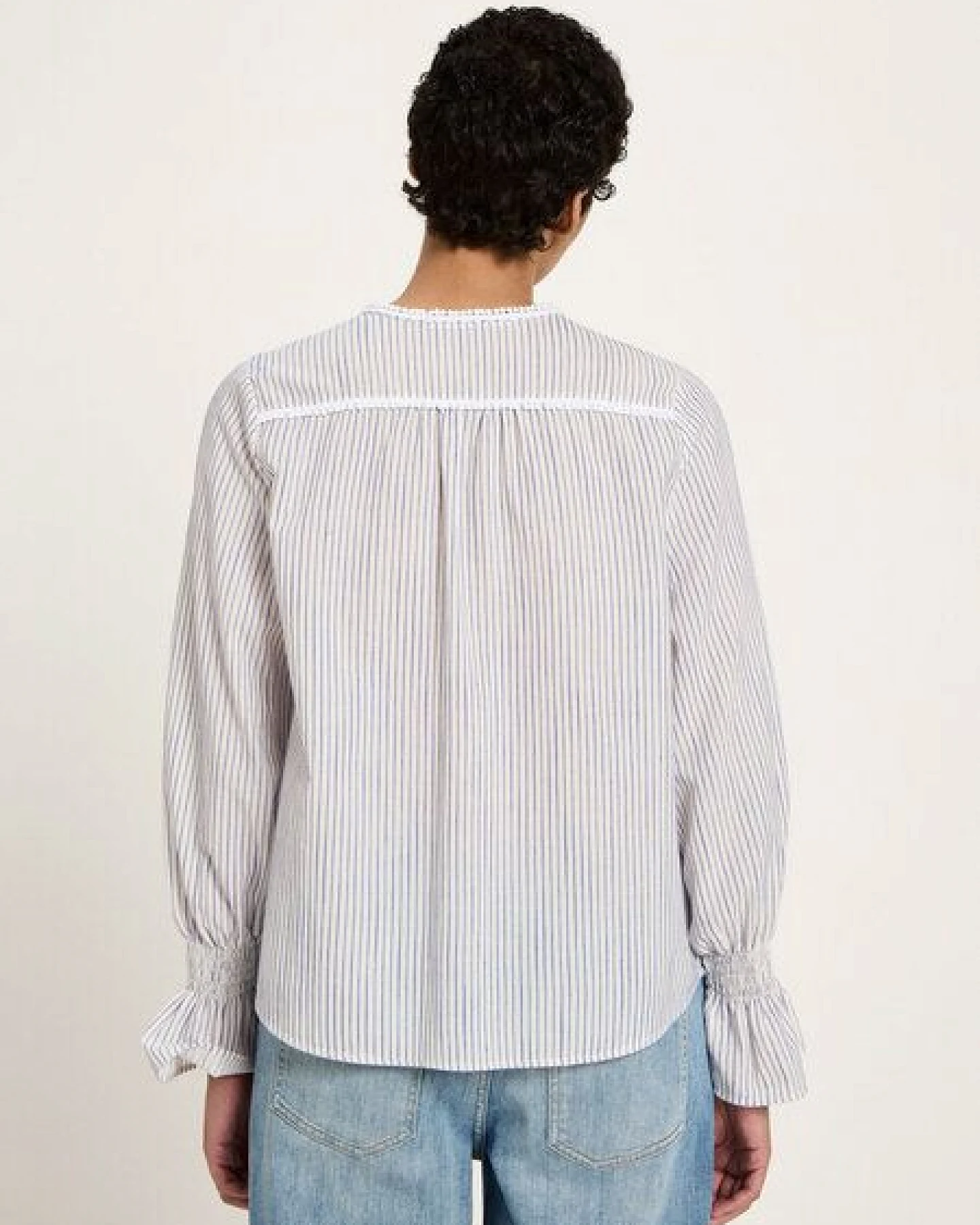 LANIUS Bluse mit Spitze (GOTS) aus Bio-Baumwolle, ECOVERO und Leinen – Ansicht 4