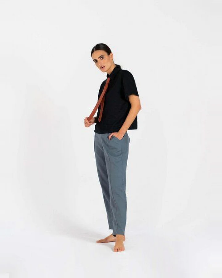 HACOY Leinenhemd mit abnehmbarer Krawatte – Unisex & Kurzarm – Made in Litauen