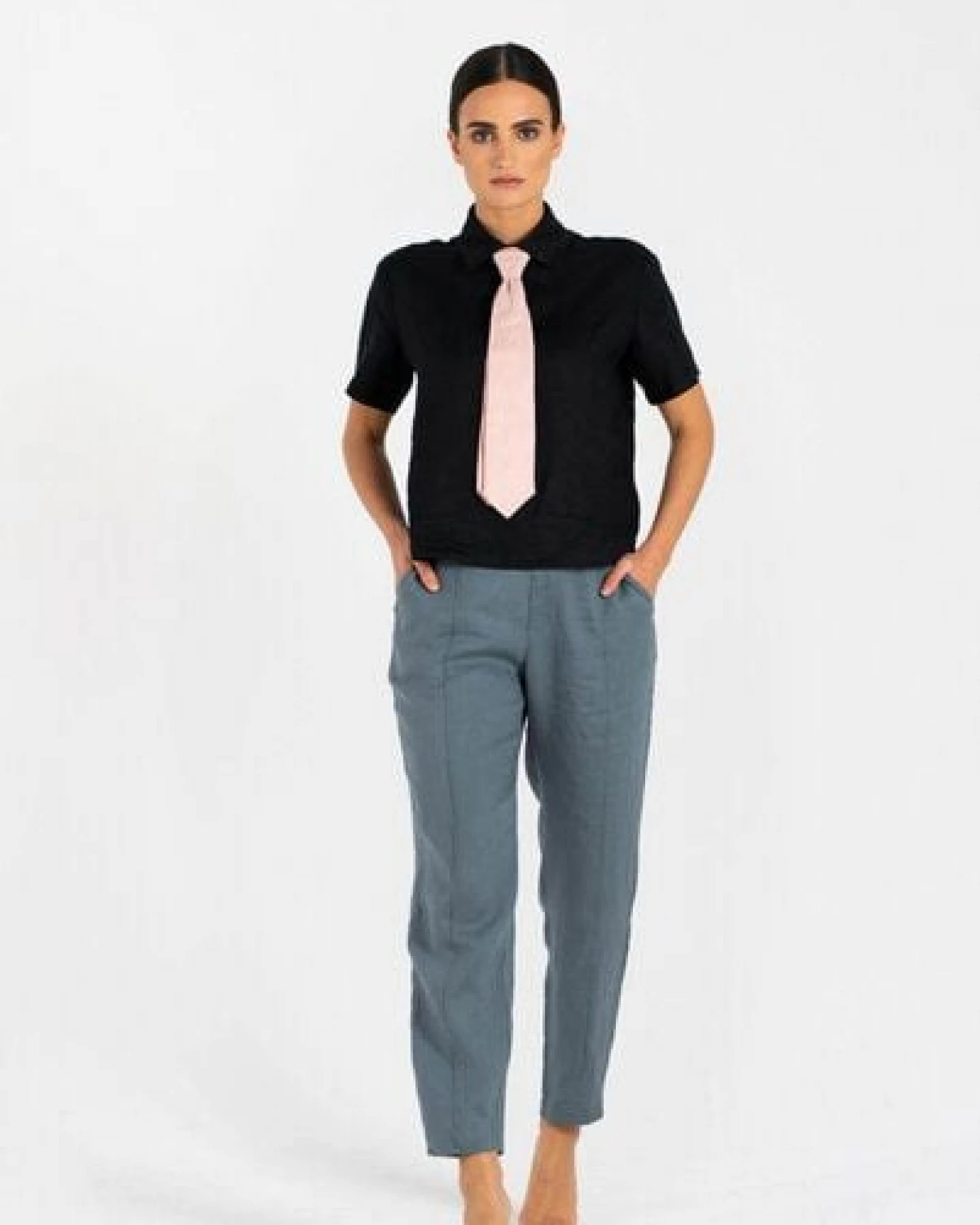 HACOY Leinenhemd mit abnehmbarer Krawatte – Unisex & Kurzarm – Made in Litauen – Ansicht 2