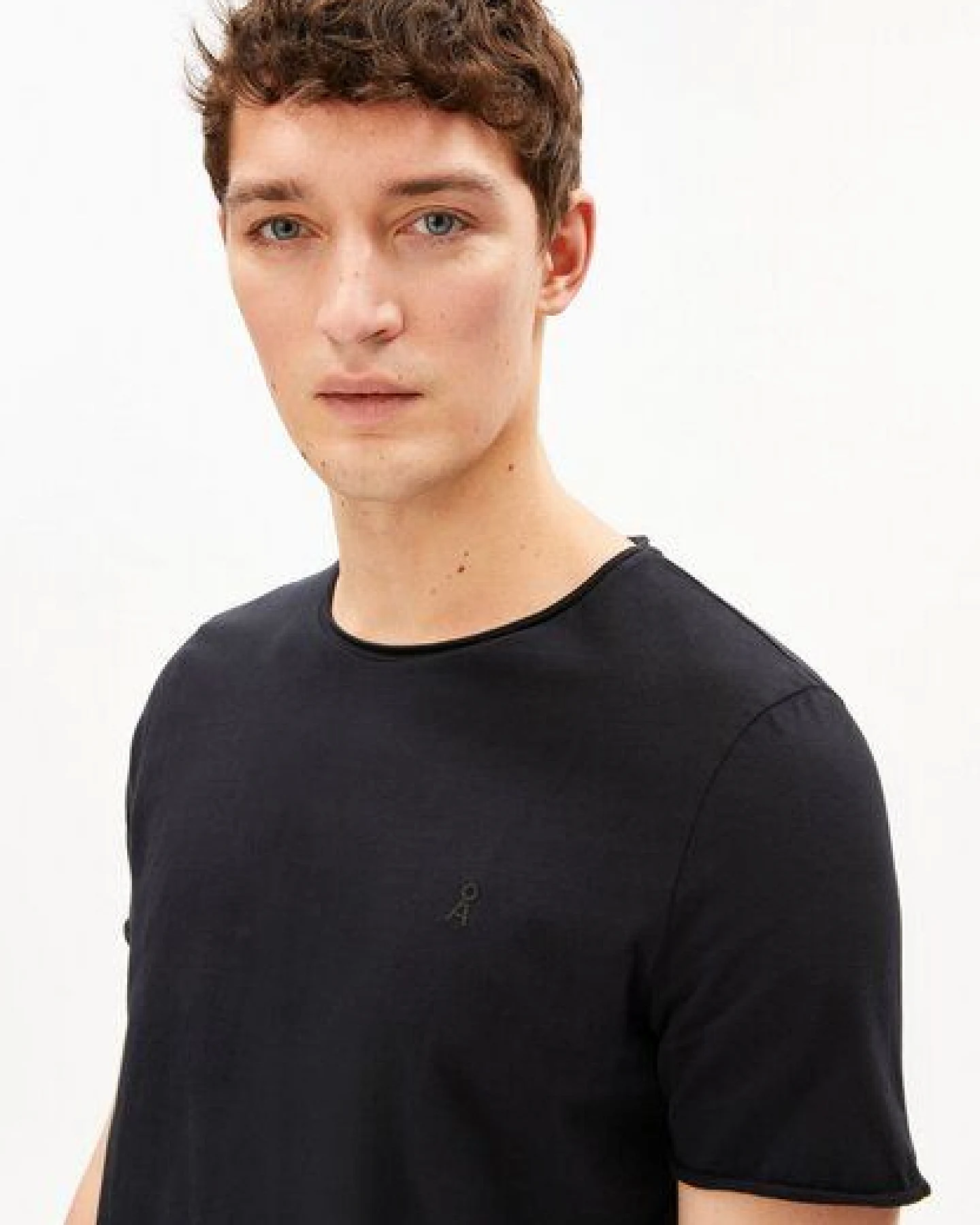ARMEDANGELS JAAMES BRUSHED Herren T-Shirt aus Bio-Baumwolle – Ansicht 3
