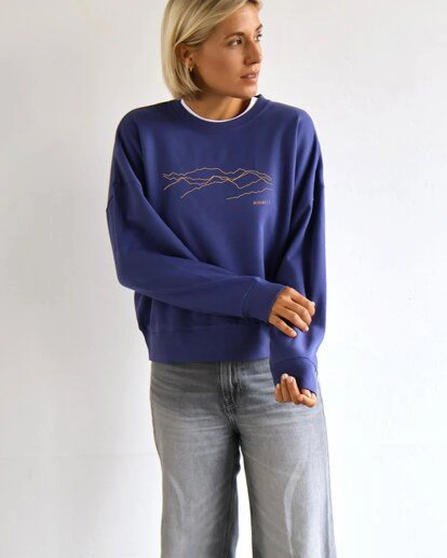 Kultgut Artdesign - Biofair- Pulloversweater Boxistyle / Bergwelt – Ansicht 2