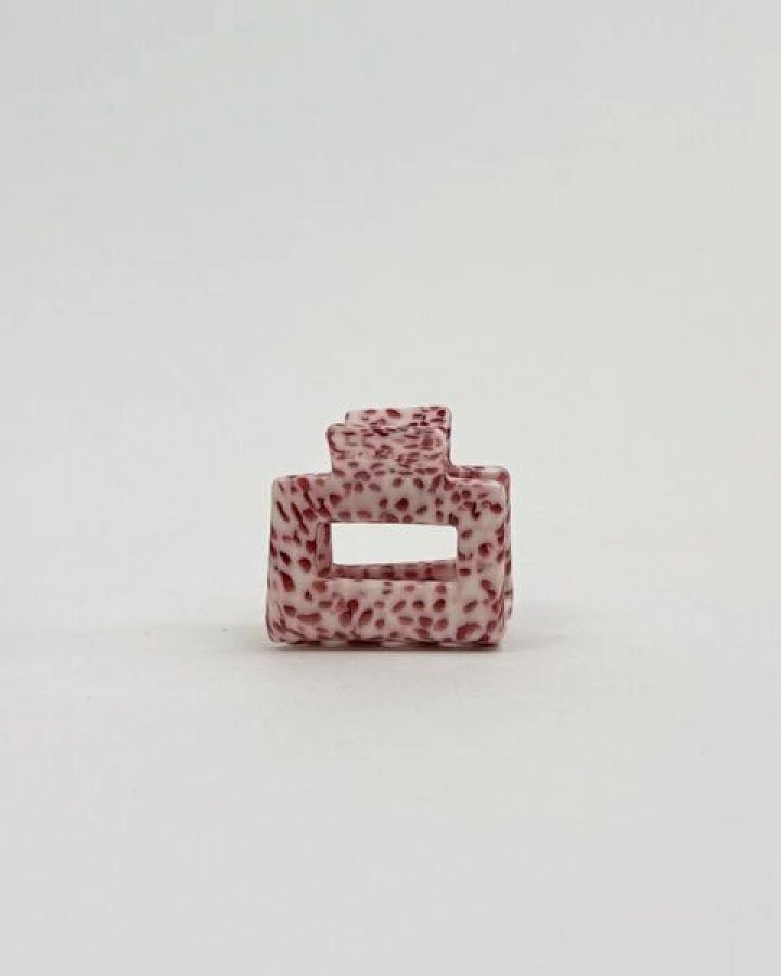 ettics STUDIO spange square small dots red