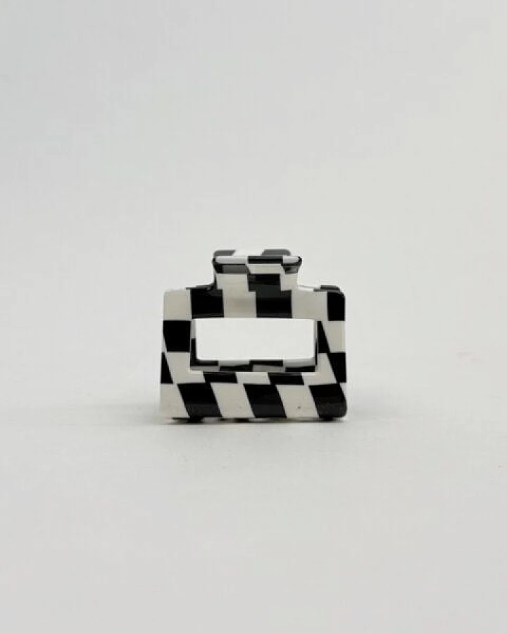 ettics STUDIO spange square medium check black white