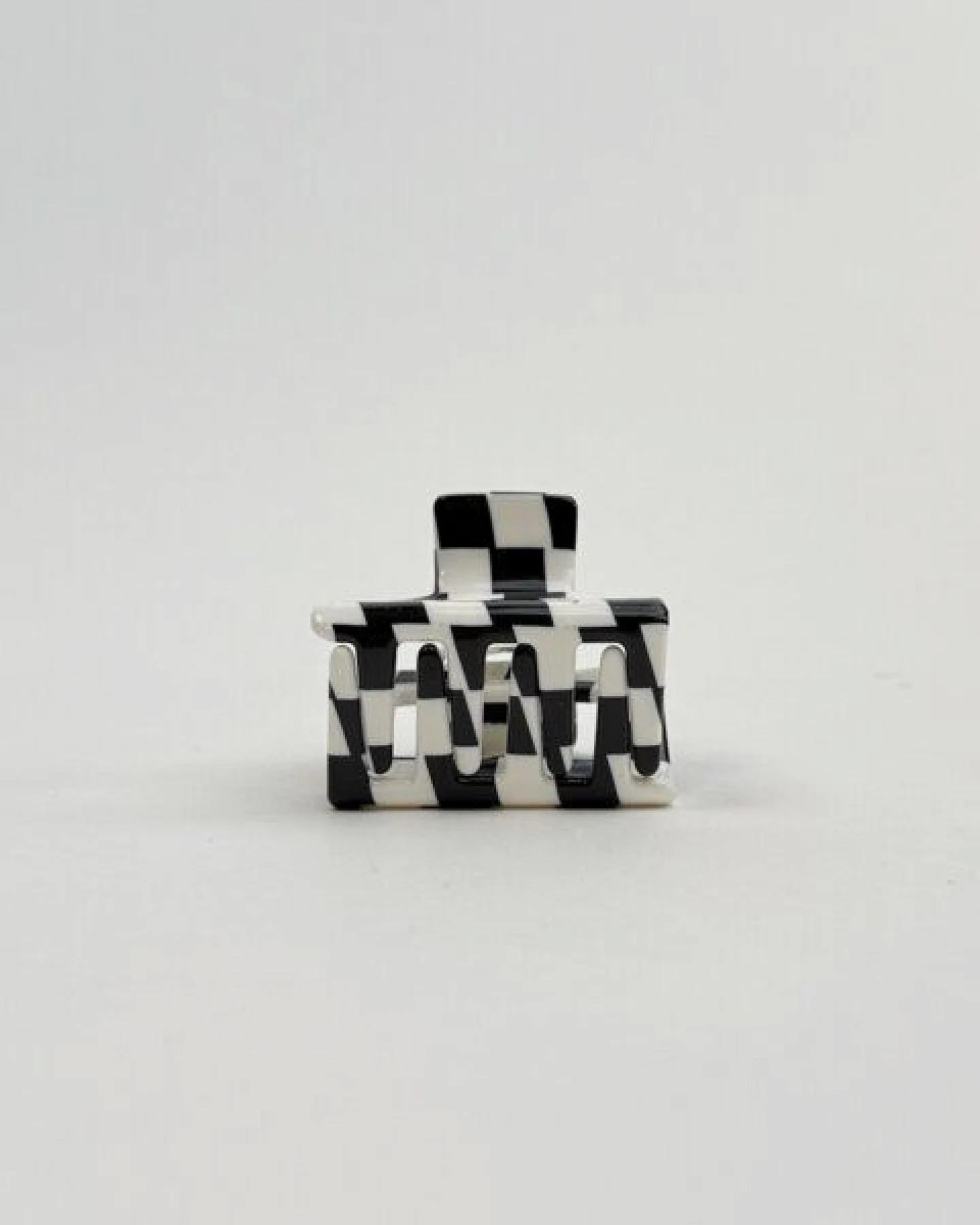 ettics STUDIO spange square medium check black white – Ansicht 2