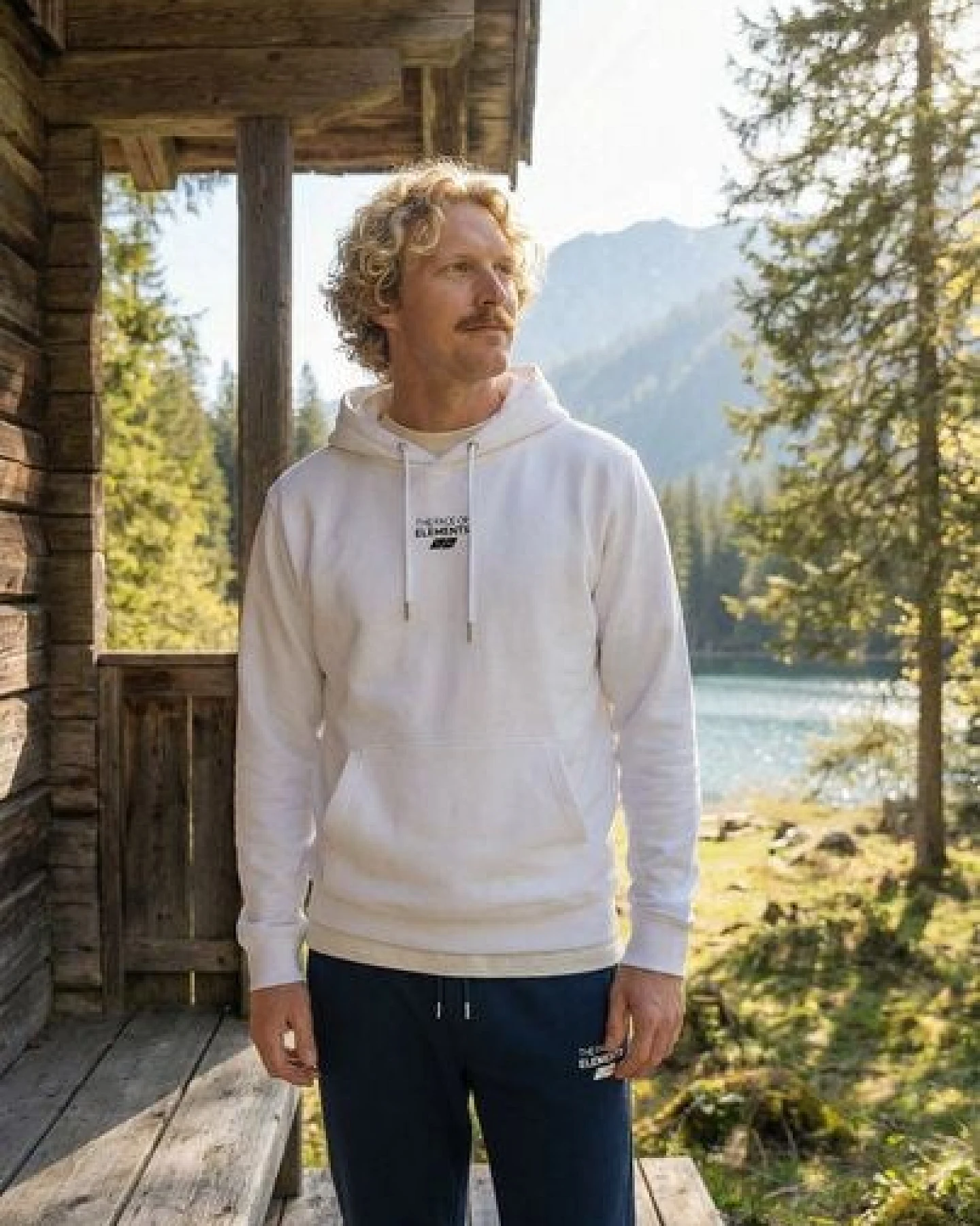 THE FACE OF ELEMENTS ESSENTIAL - REGULAR FIT HOODIE AUS 100% BIO-BAUMWOLLE – Ansicht 2