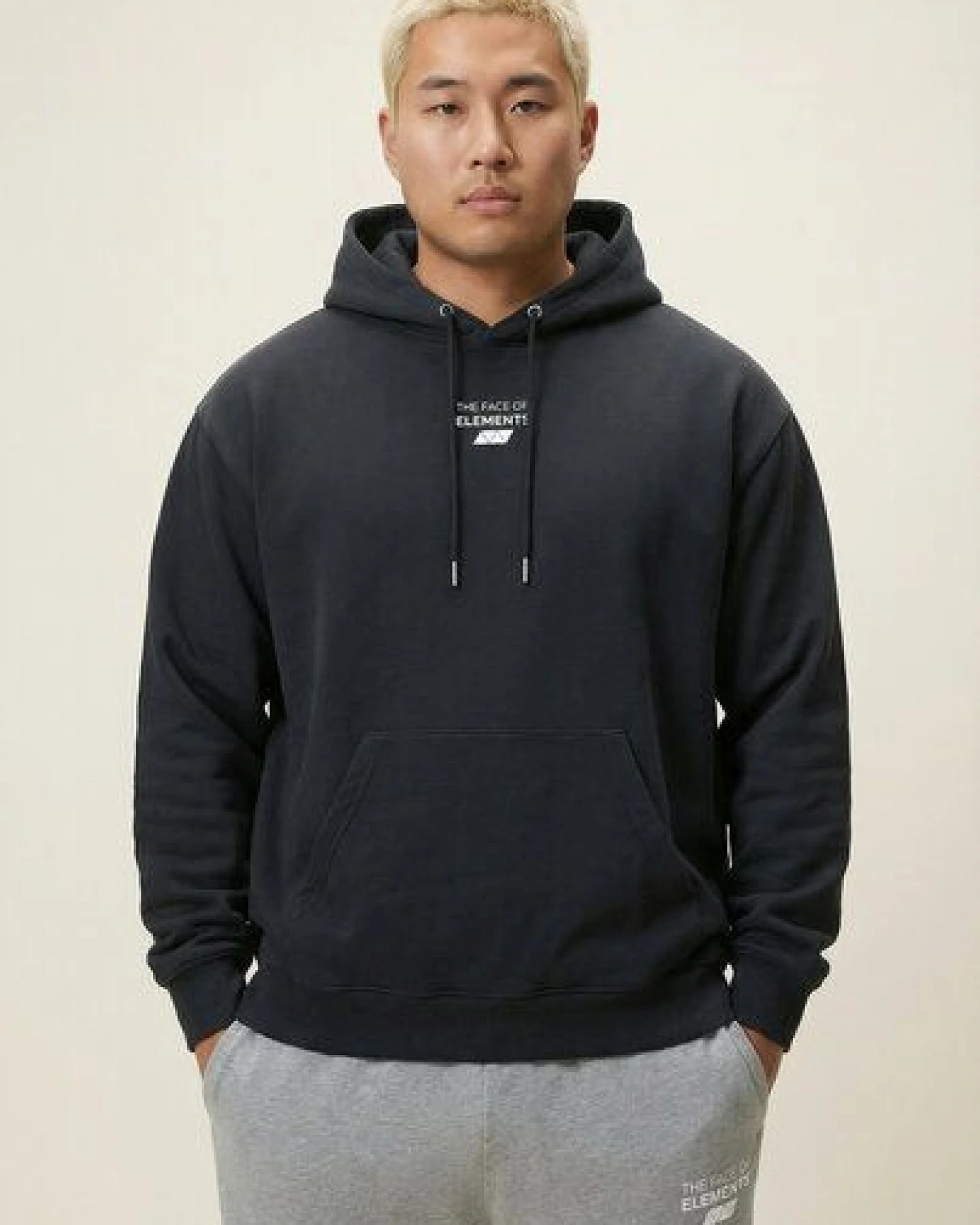 THE FACE OF ELEMENTS ESSENTIAL - REGULAR FIT HOODIE AUS 100% BIO-BAUMWOLLE – Ansicht 3