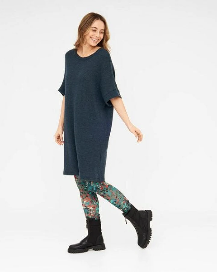 WiDDA berlin Strickkleid SNUG petrol aus recycelter Wolle