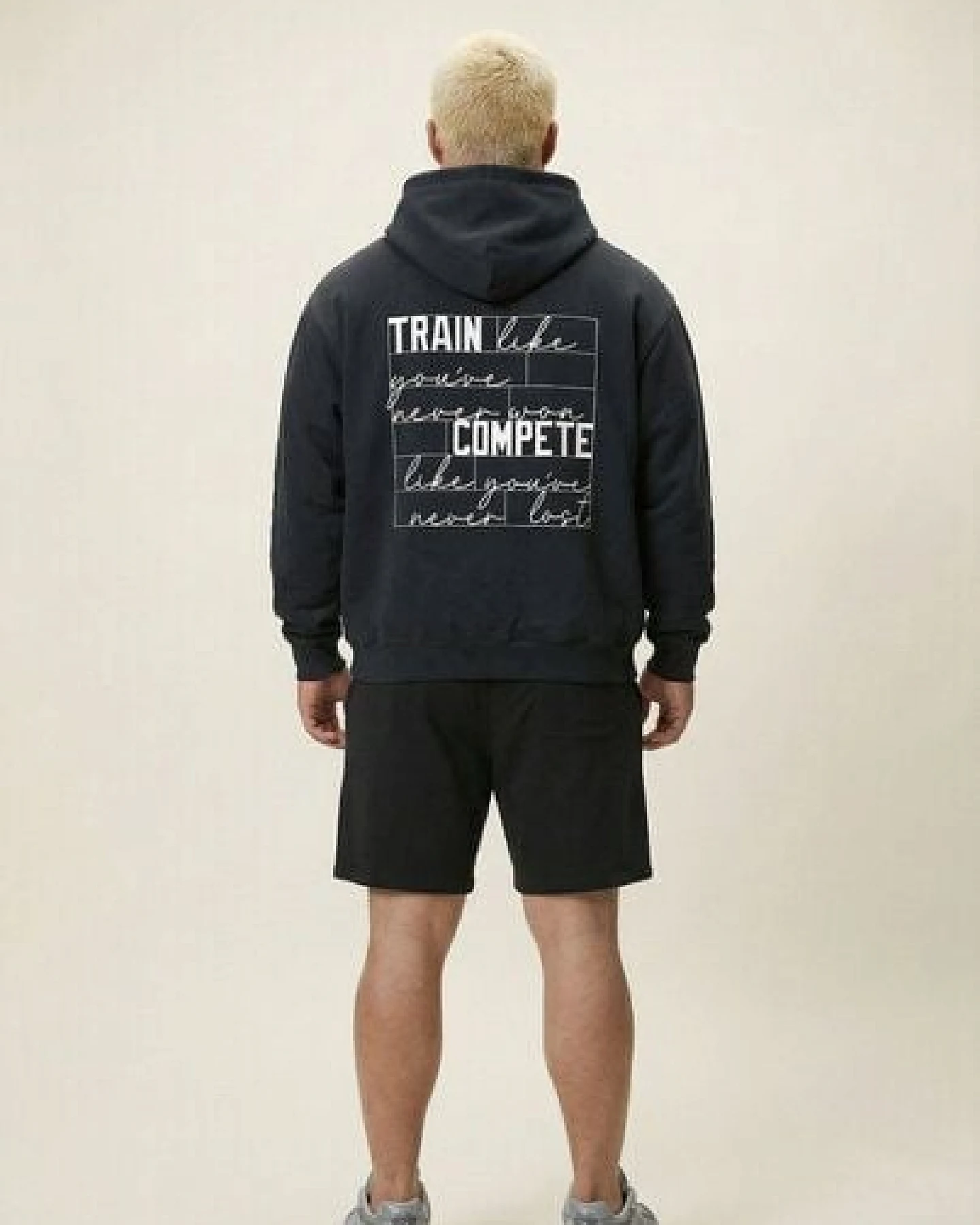 THE FACE OF ELEMENTS TRAIN & COMPETE - OVERSIZED FIT HOODIE AUS 100% BIO-BAUMWOLLE – Ansicht 4