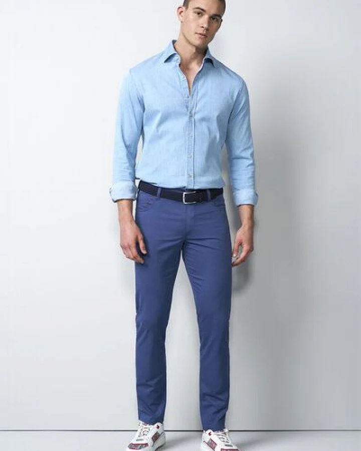 Blau