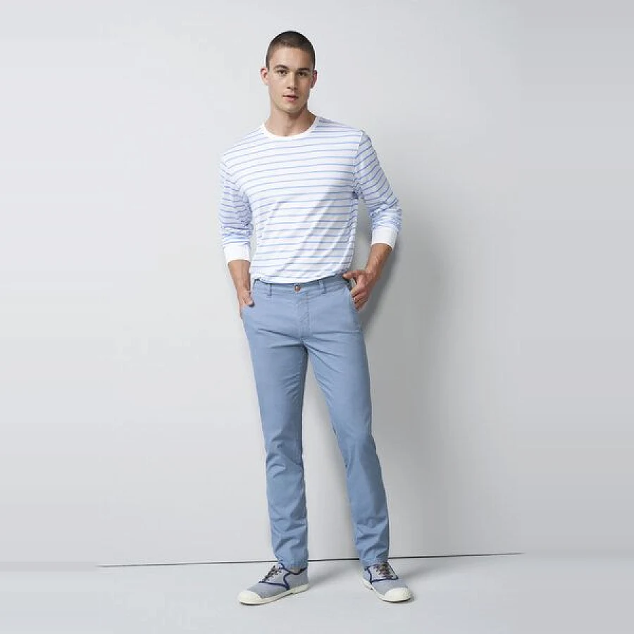 Blau