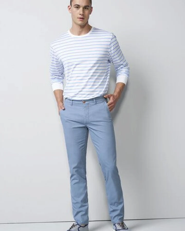 Blau