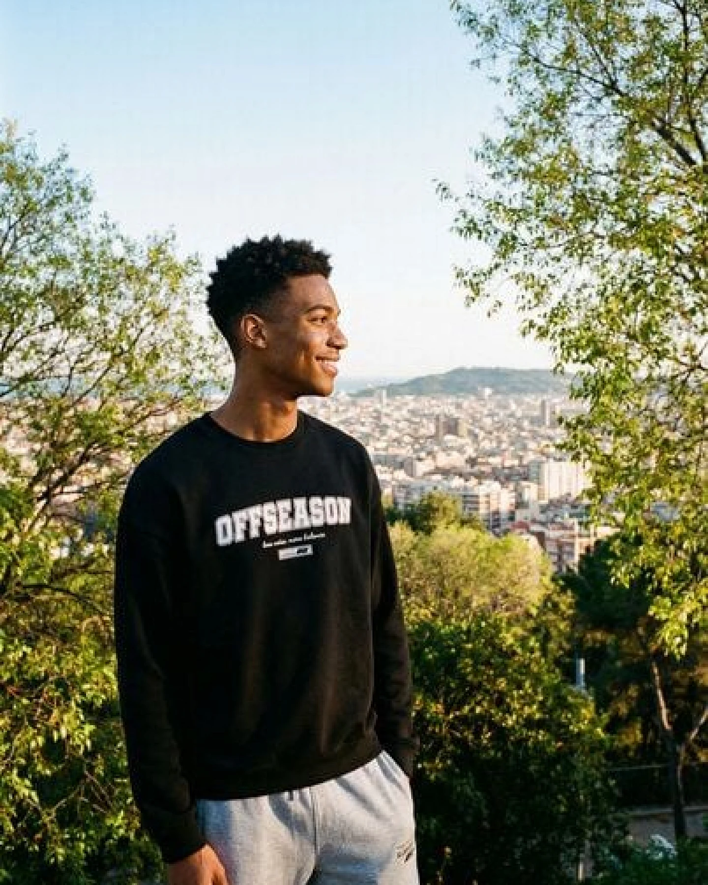 THE FACE OF ELEMENTS OFFSEASON - RELAXED FIT SWEATSHIRT AUS 100% BIO-BAUMWOLLE – Ansicht 2