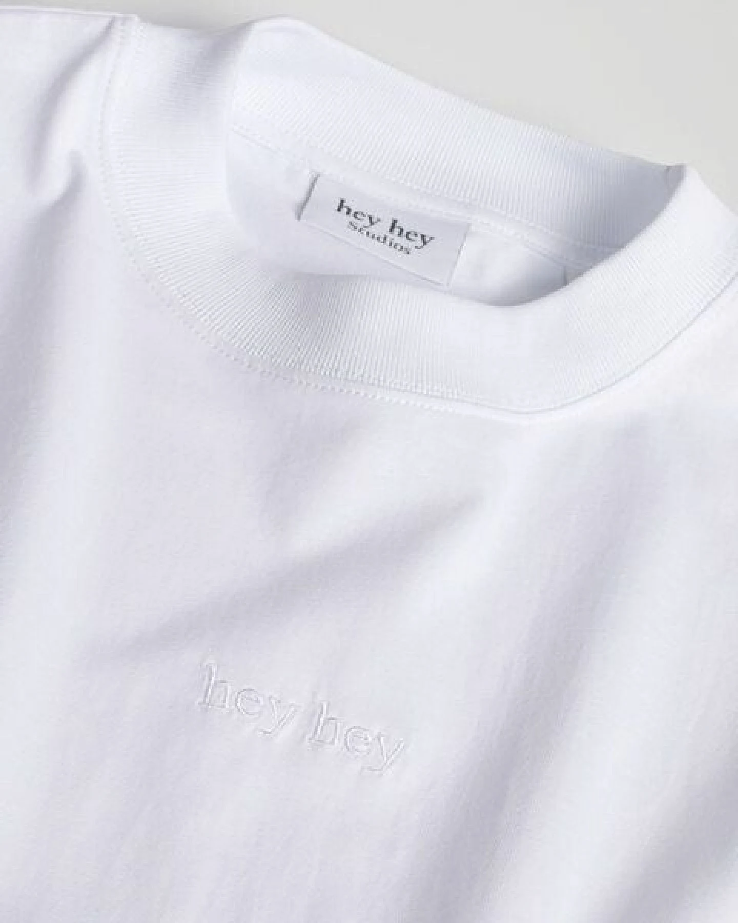 hey hey studios Premium Basic - Oversized - aus Bio-Baumwolle weiß – Ansicht 4