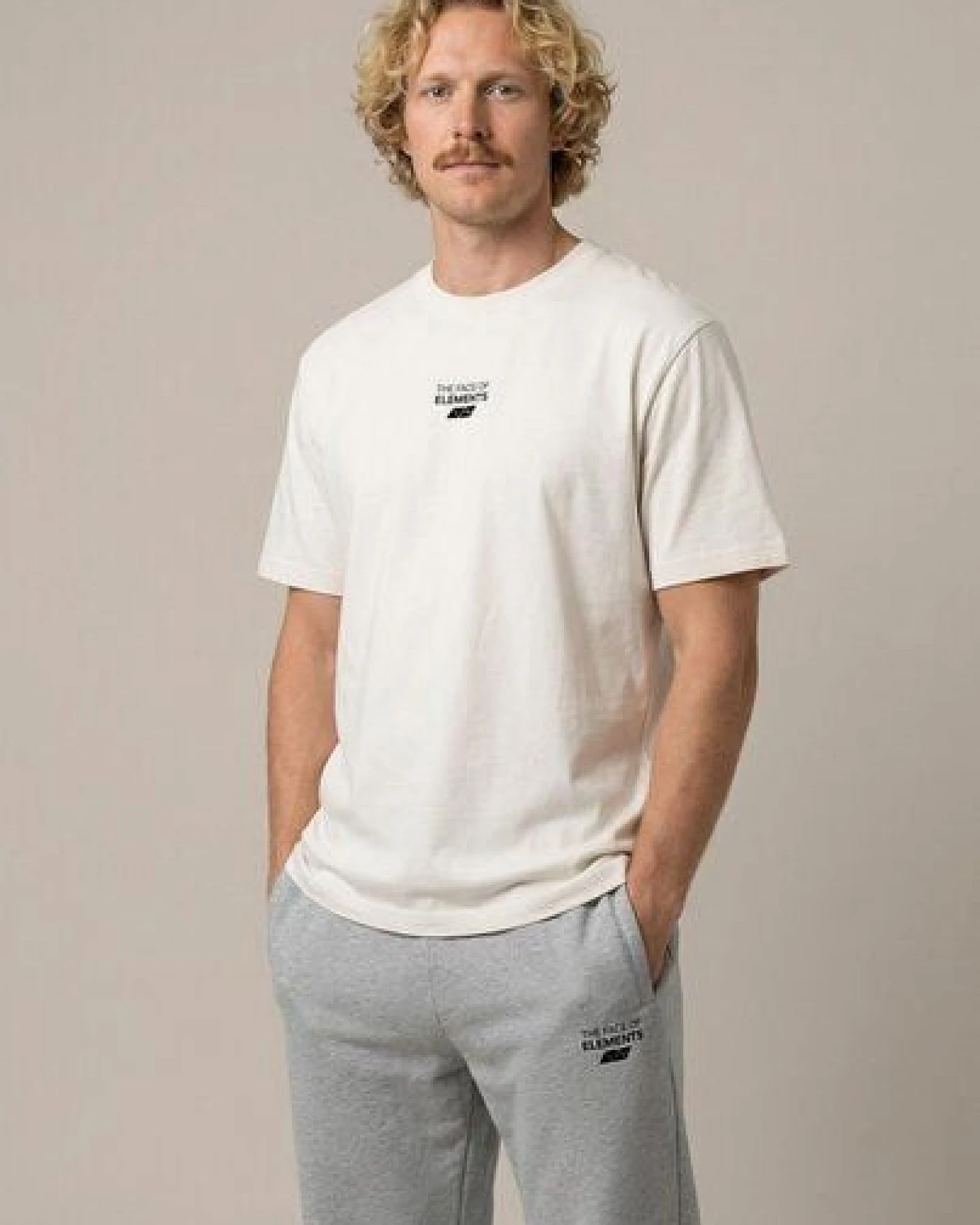 THE FACE OF ELEMENTS ESSENTIAL - RELAXED FIT T-SHIRT AUS 100% BIO-BAUMWOLLE – Ansicht 4