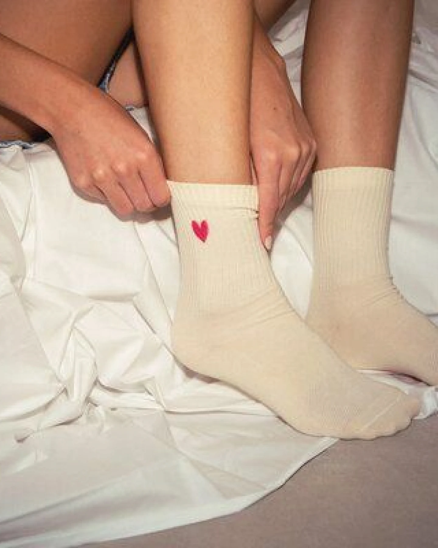 Jutelaune Pink Heart Socks - GRS und OEKO-TEX Zertifizierungen – Ansicht 2