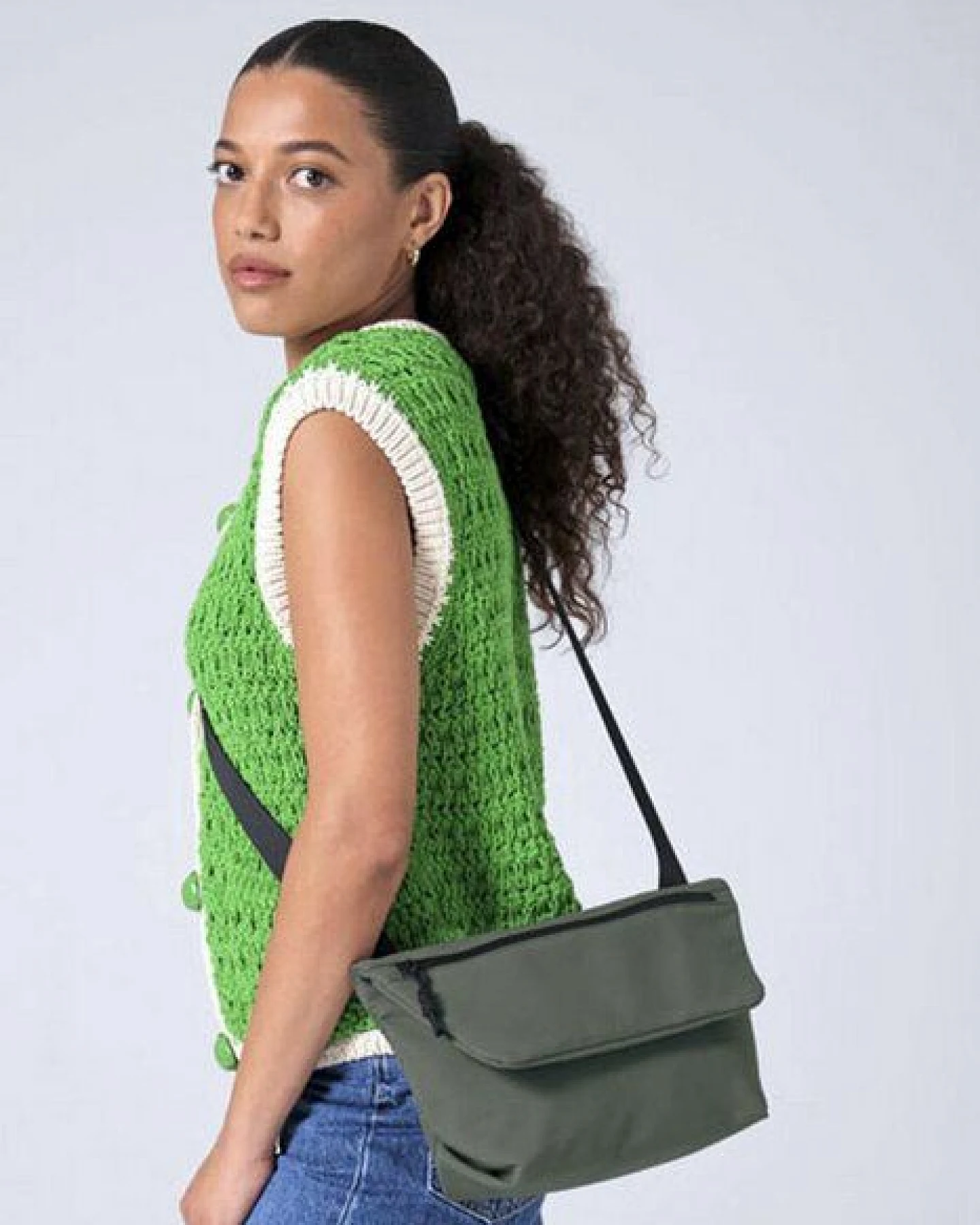 BagBase Schultertasche Umhängetasche Handtasche Recyceltes Nylon Mini Messenger Bag – Ansicht 2