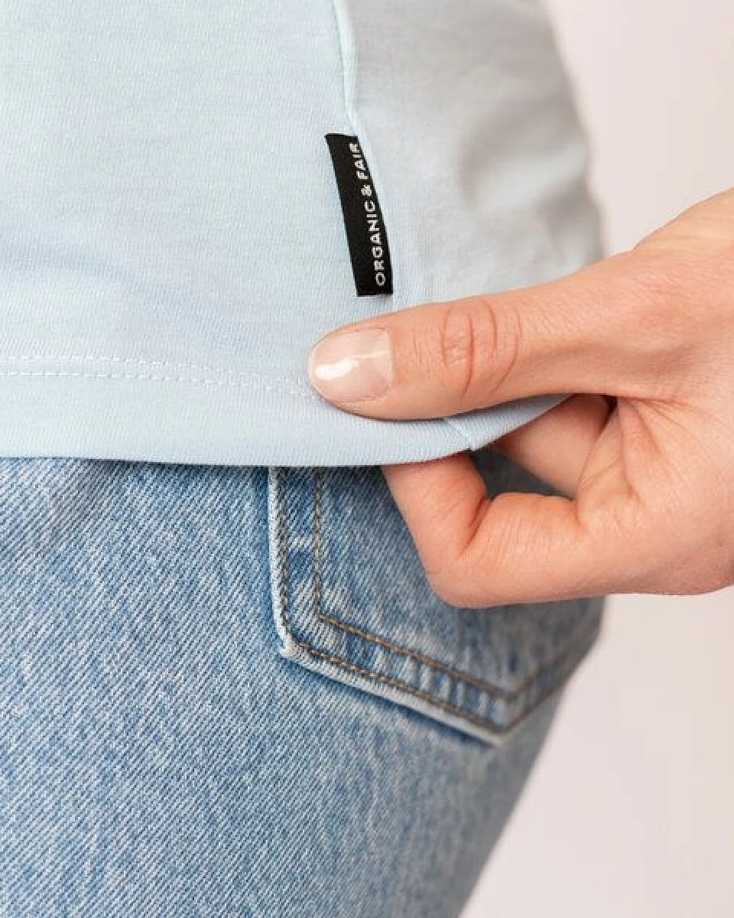 GARY MASH Slim Top Dana aus Biobaumwolle – Ansicht 4