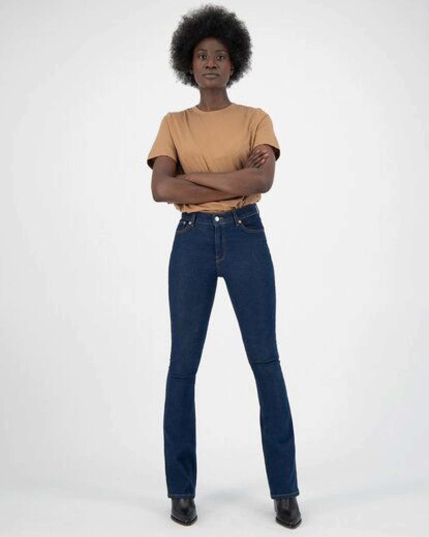 MUD Jeans Damen Jeans "Flared Hazen - Strong Blue" – Ansicht 2