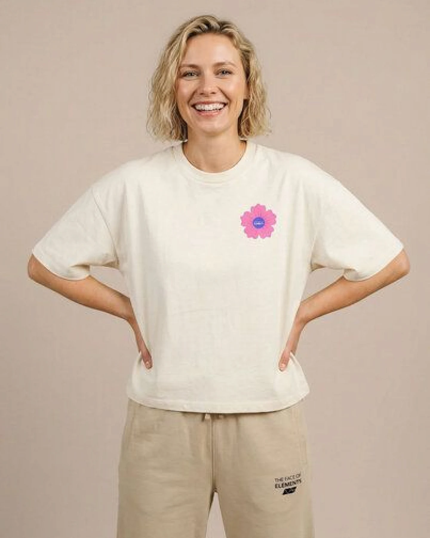 THE FACE OF ELEMENTS RIVIERA FLEUR CÔTE D'AZUR - RELAXED BOXY FIT T-SHIRT AUS 100% BIO-BAUMWOLLE – Ansicht 2