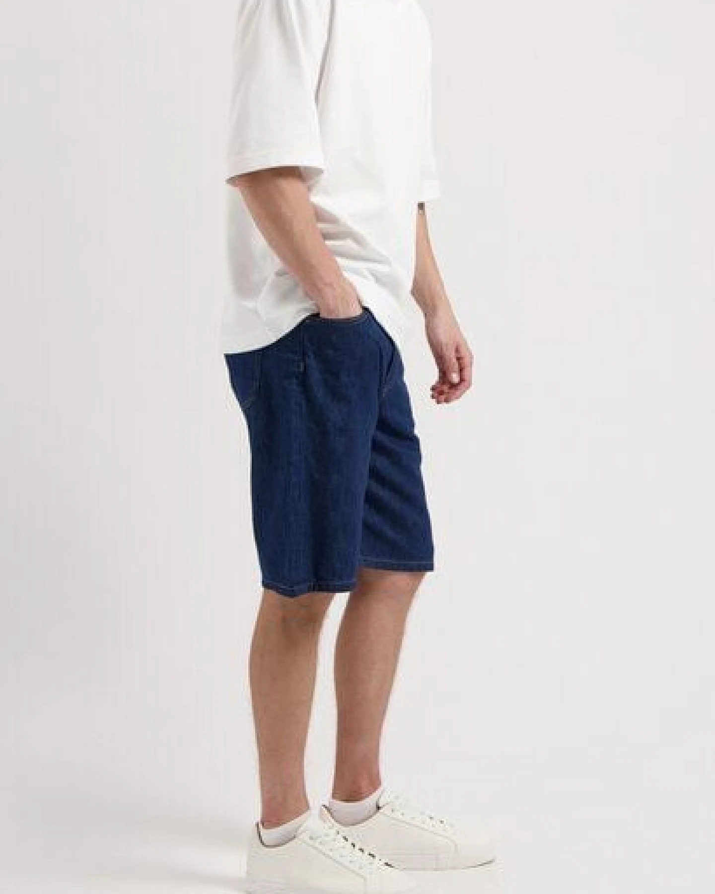 MUD Jeans Herren Shorts "James Denim Short - Stone Indigo" – Ansicht 3