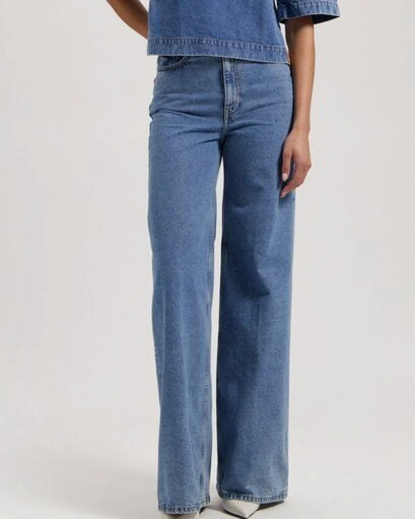 MUD Jeans Sara High Loose - Stone Indigo – Ansicht 4