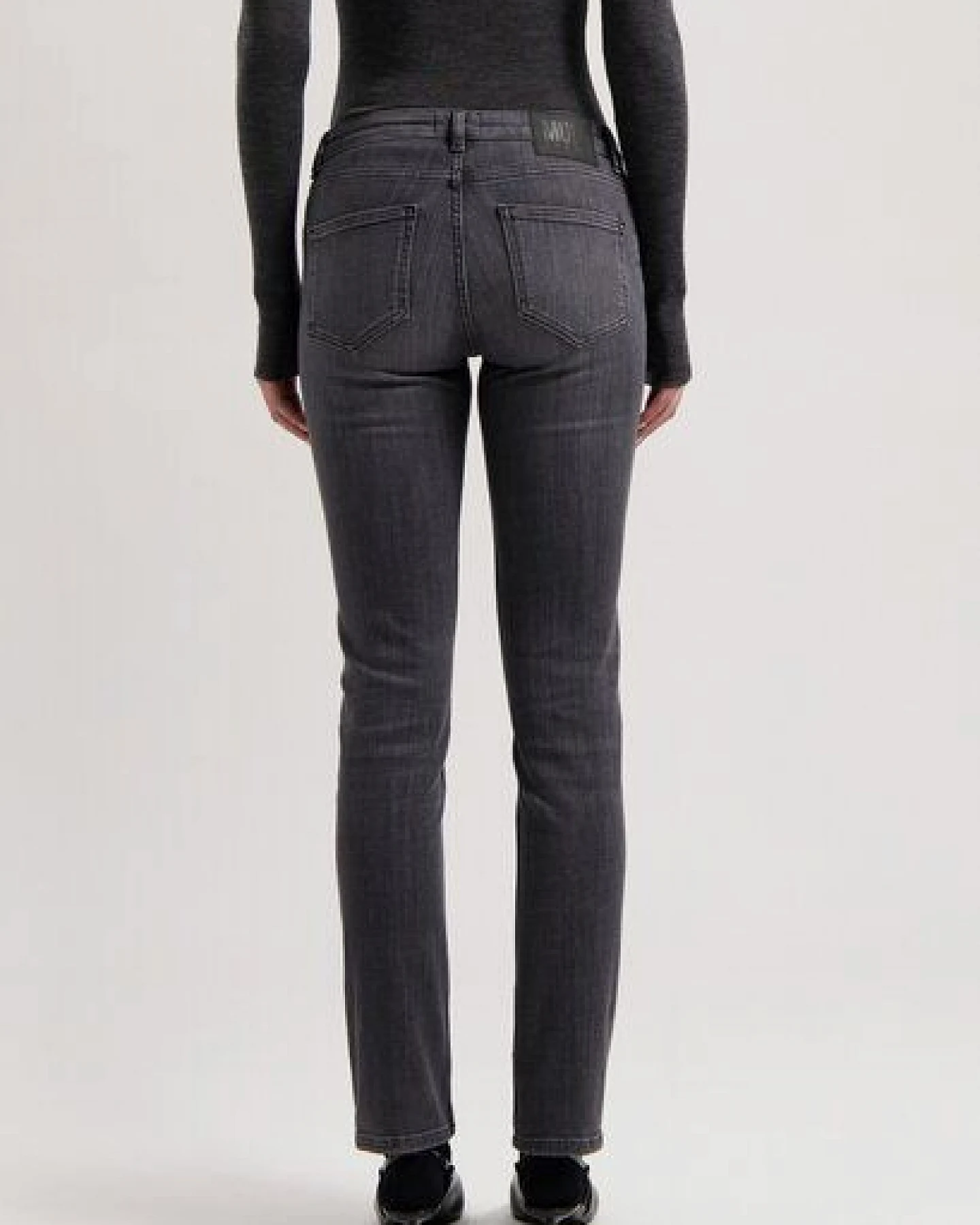 MUD Jeans Damen Jeans "Faye Low Slim - Authentic Black" – Ansicht 2