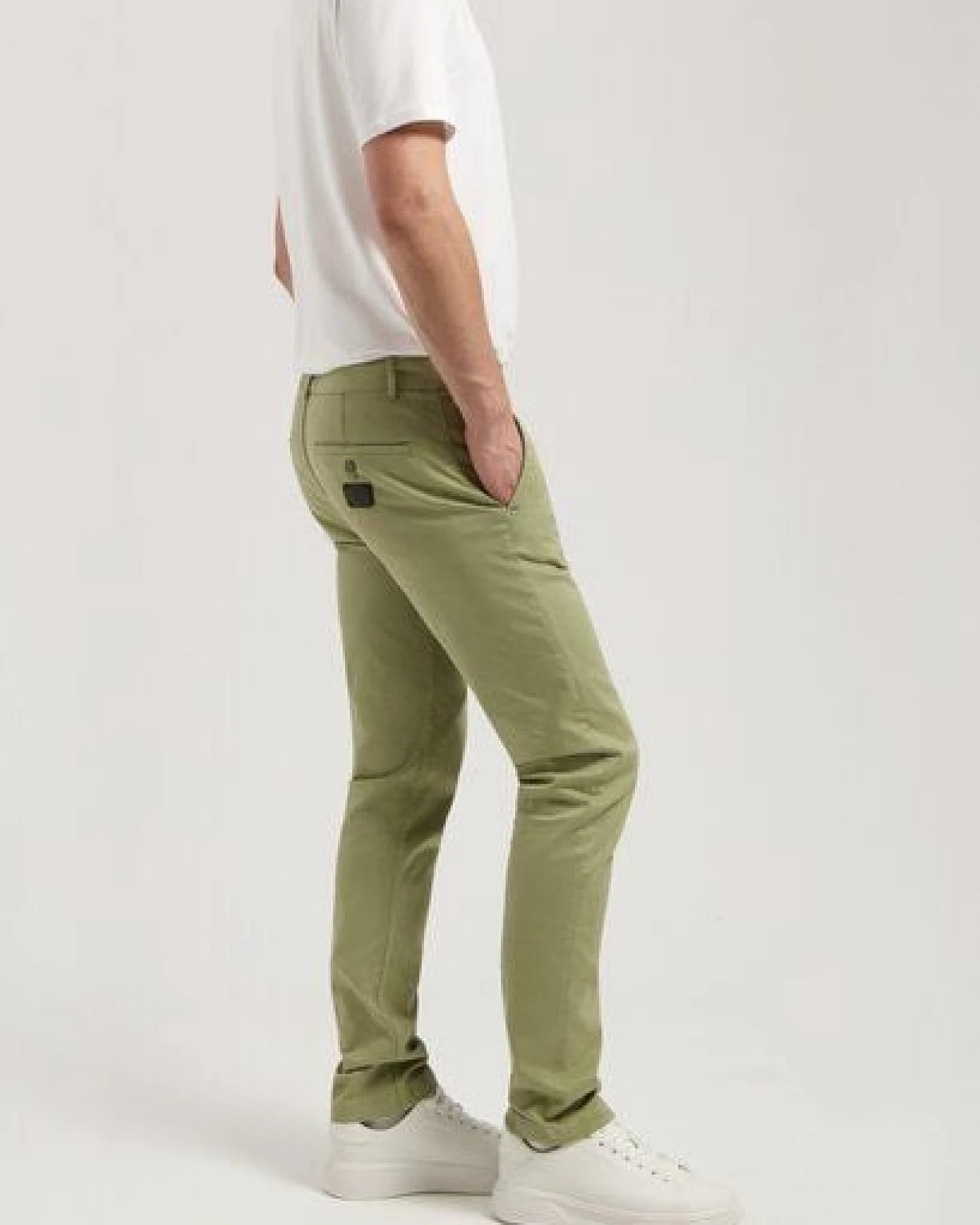 MUD Jeans Unisex Jeans "Scott Mid Tapered - Rustic Green" – Ansicht 2