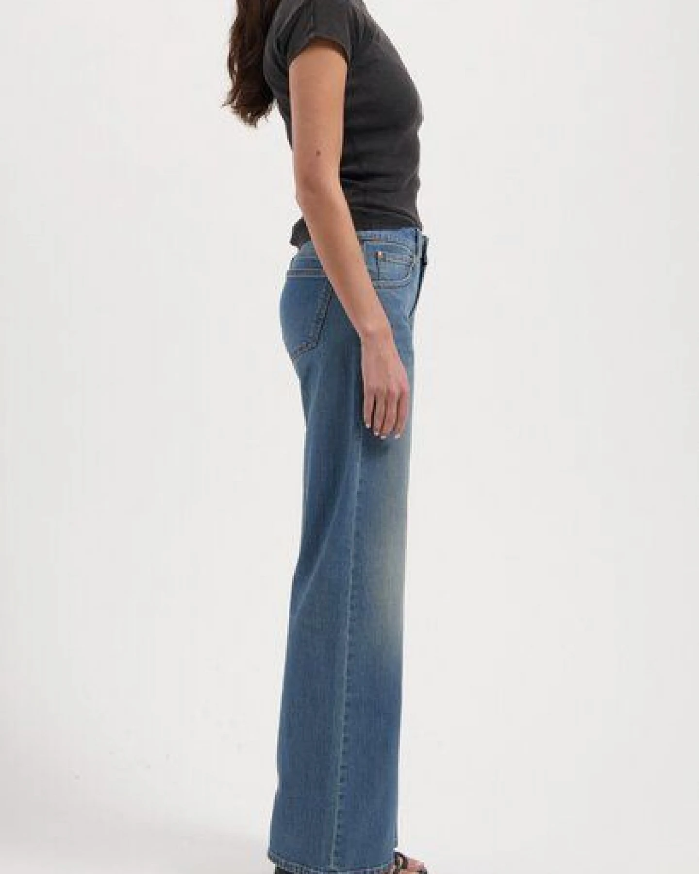 MUD Jeans Damen Jeans "Cleo Mid Loose - Earth Stone" – Ansicht 2