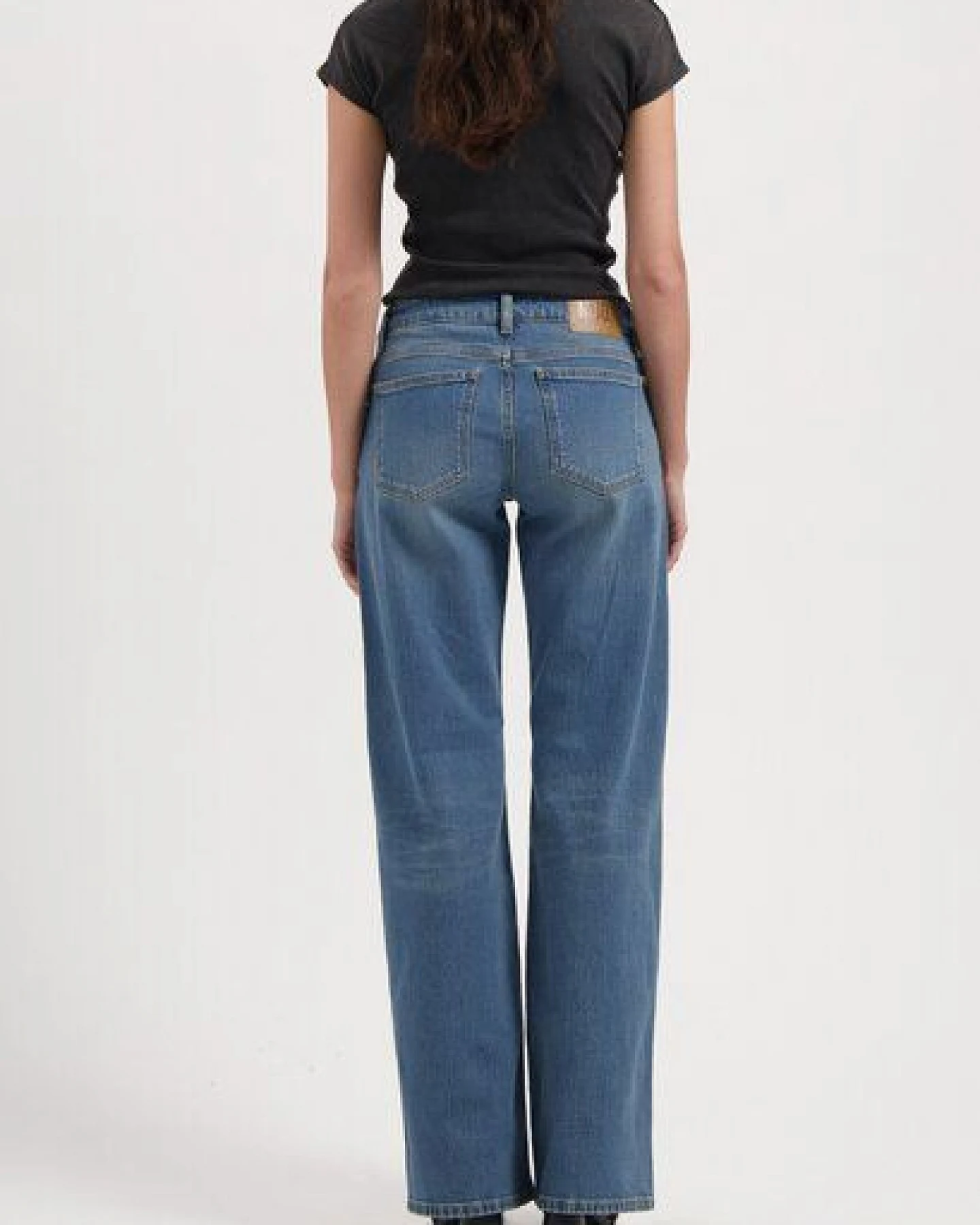 MUD Jeans Damen Jeans "Cleo Mid Loose - Earth Stone" – Ansicht 3