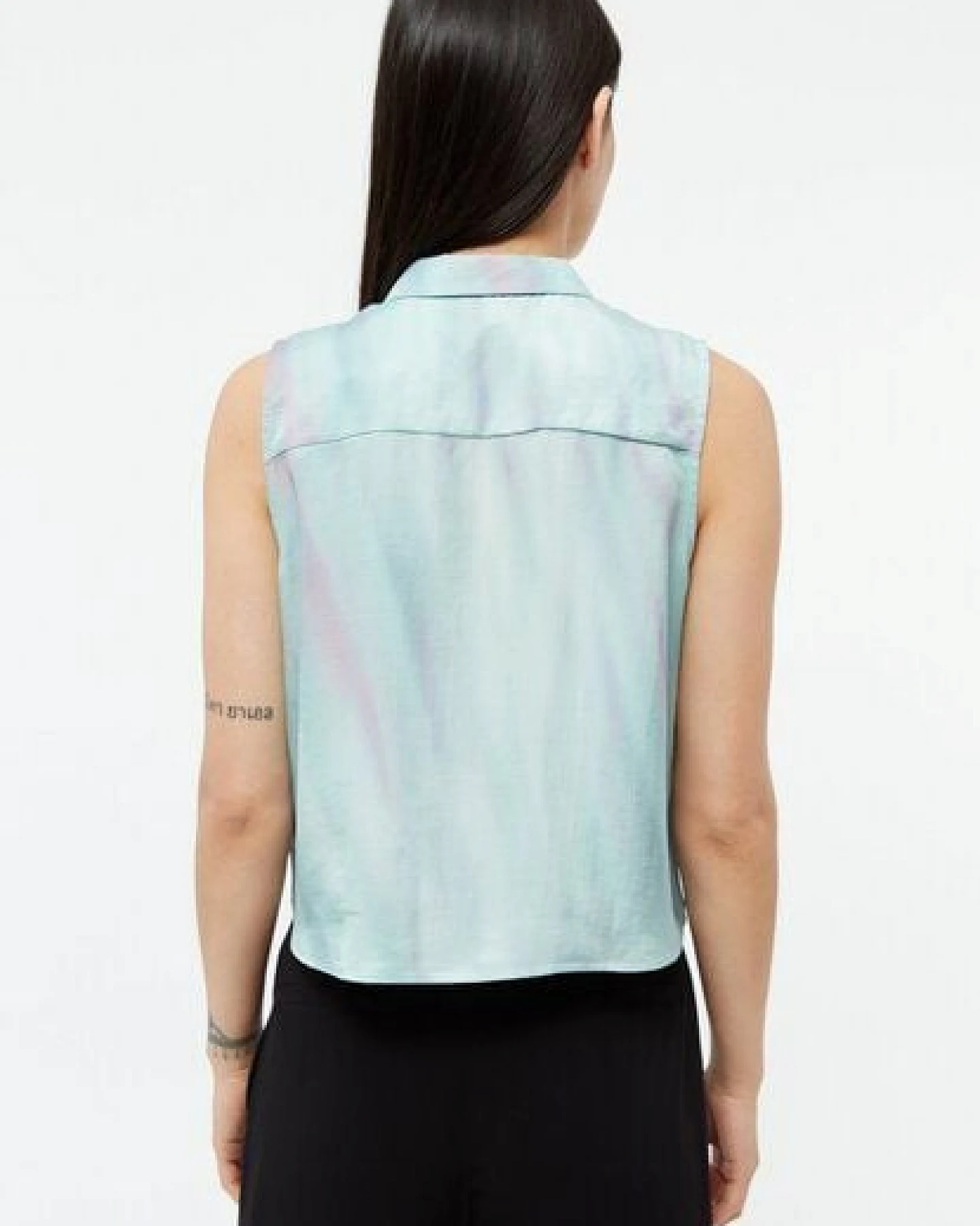 Givn Berlin Kurzarmbluse GBXENIA aus TENCEL mit Peach-Effekt – Ansicht 4