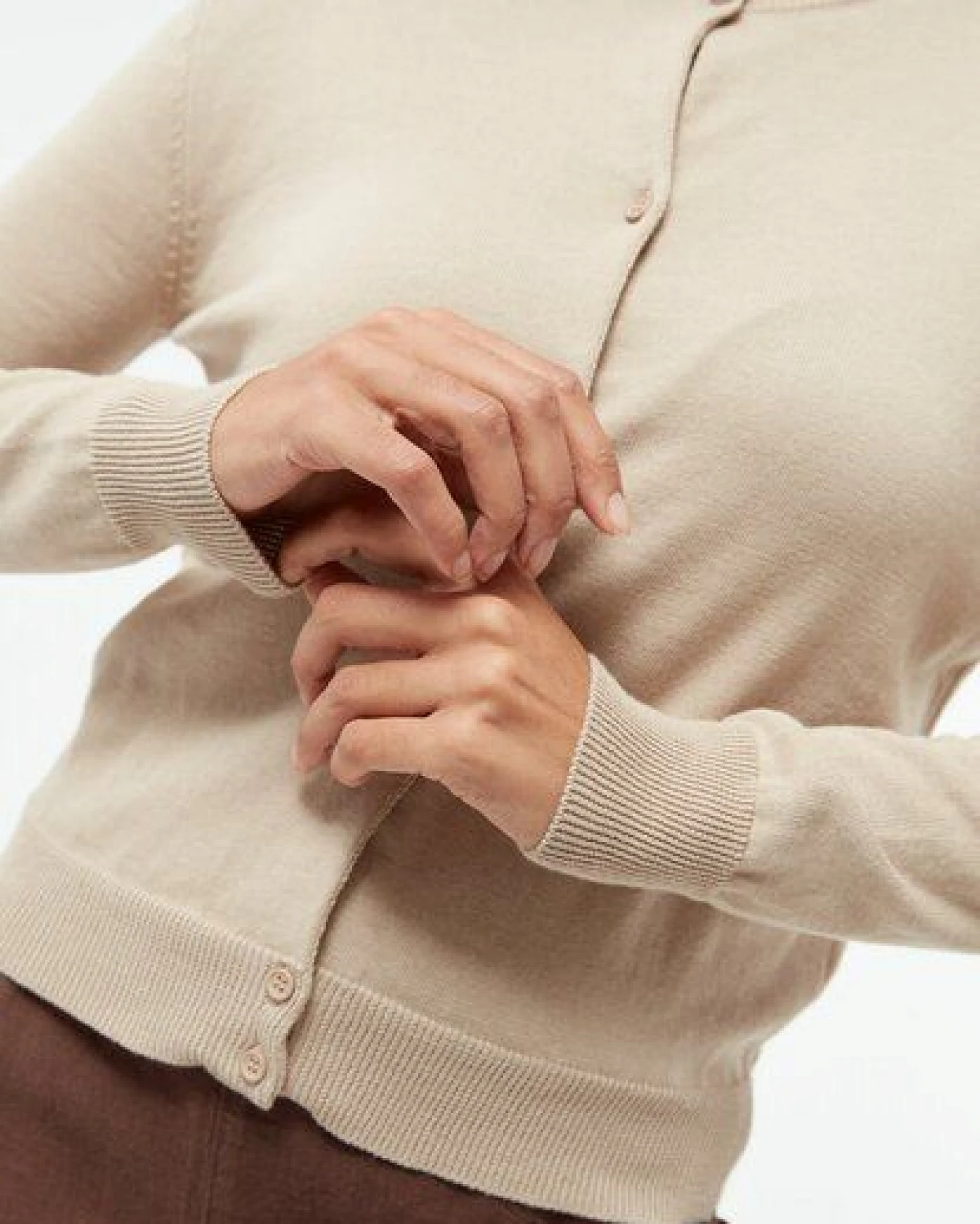 Givn Berlin Strickjacke GBPOPPY aus Bio-Baumwolle – Ansicht 3