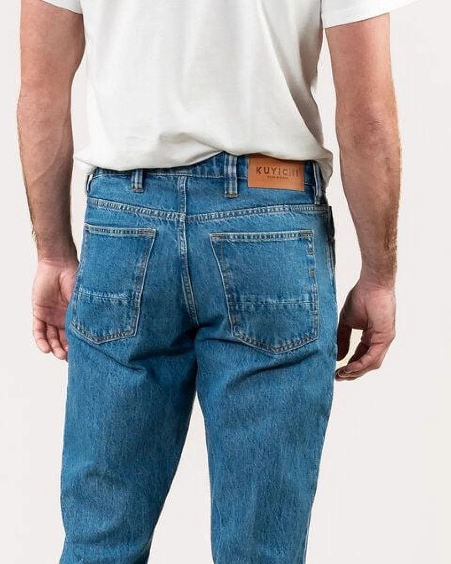Kuyichi SCOTT Regular Jeans (medium blue) aus 70% Bio-Baumwolle und 30% recycelter Baumwolle – Ansicht 4