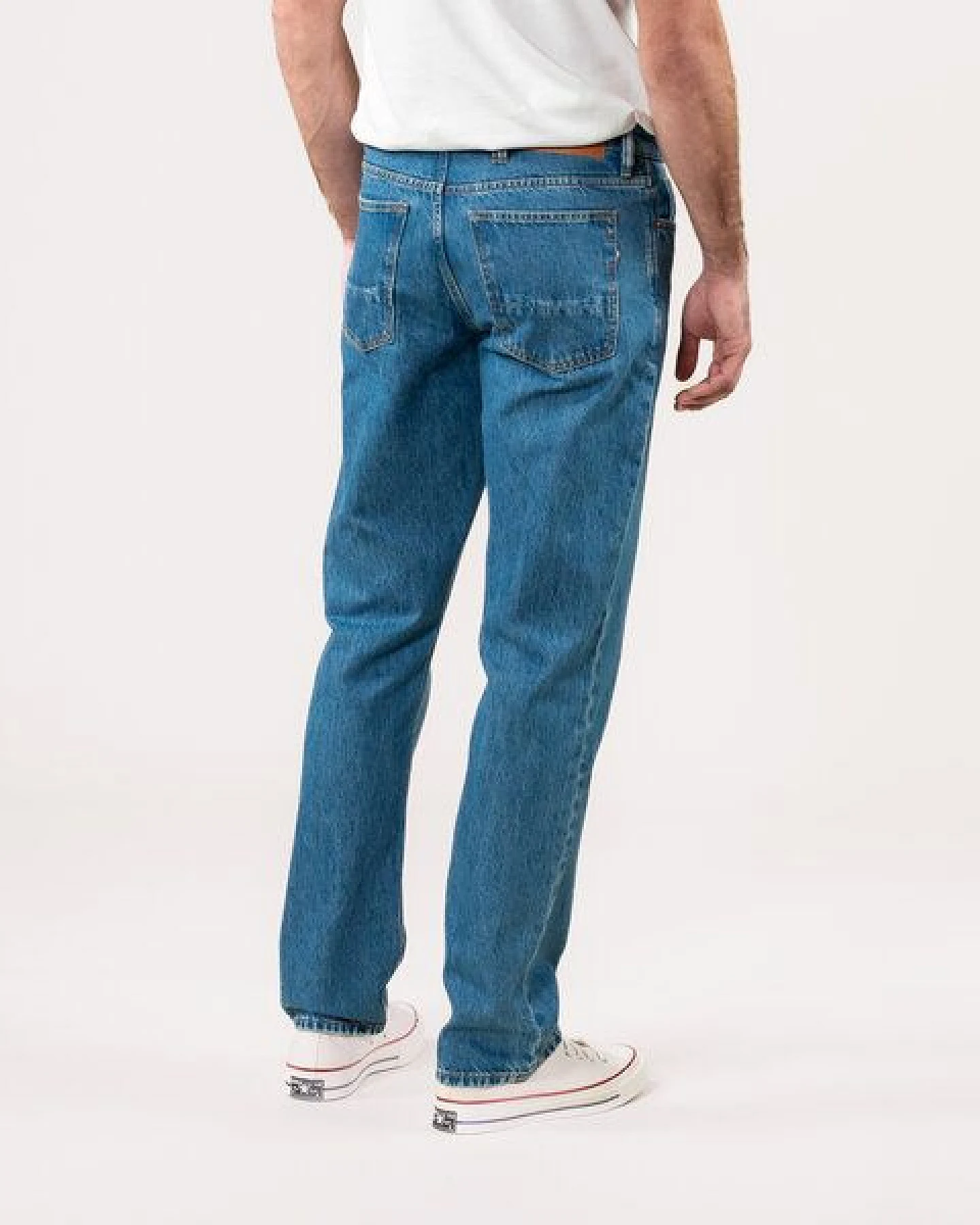 Kuyichi SCOTT Regular Jeans (medium blue) aus 70% Bio-Baumwolle und 30% recycelter Baumwolle – Ansicht 4