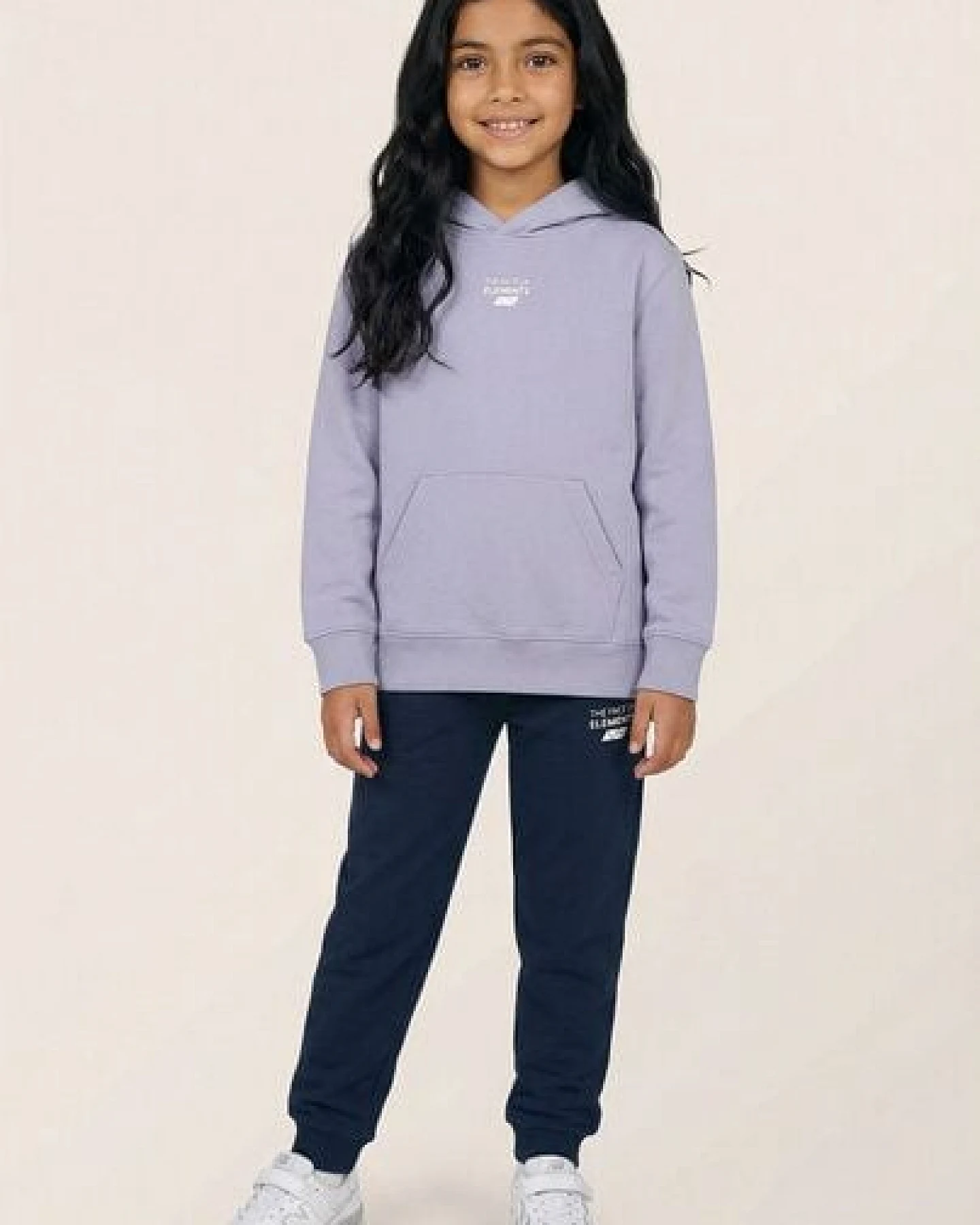 THE FACE OF ELEMENTS ESSENTIAL - RELAXED FIT KIDS HOODIE AUS 100% BIO-BAUMWOLLE – Ansicht 3