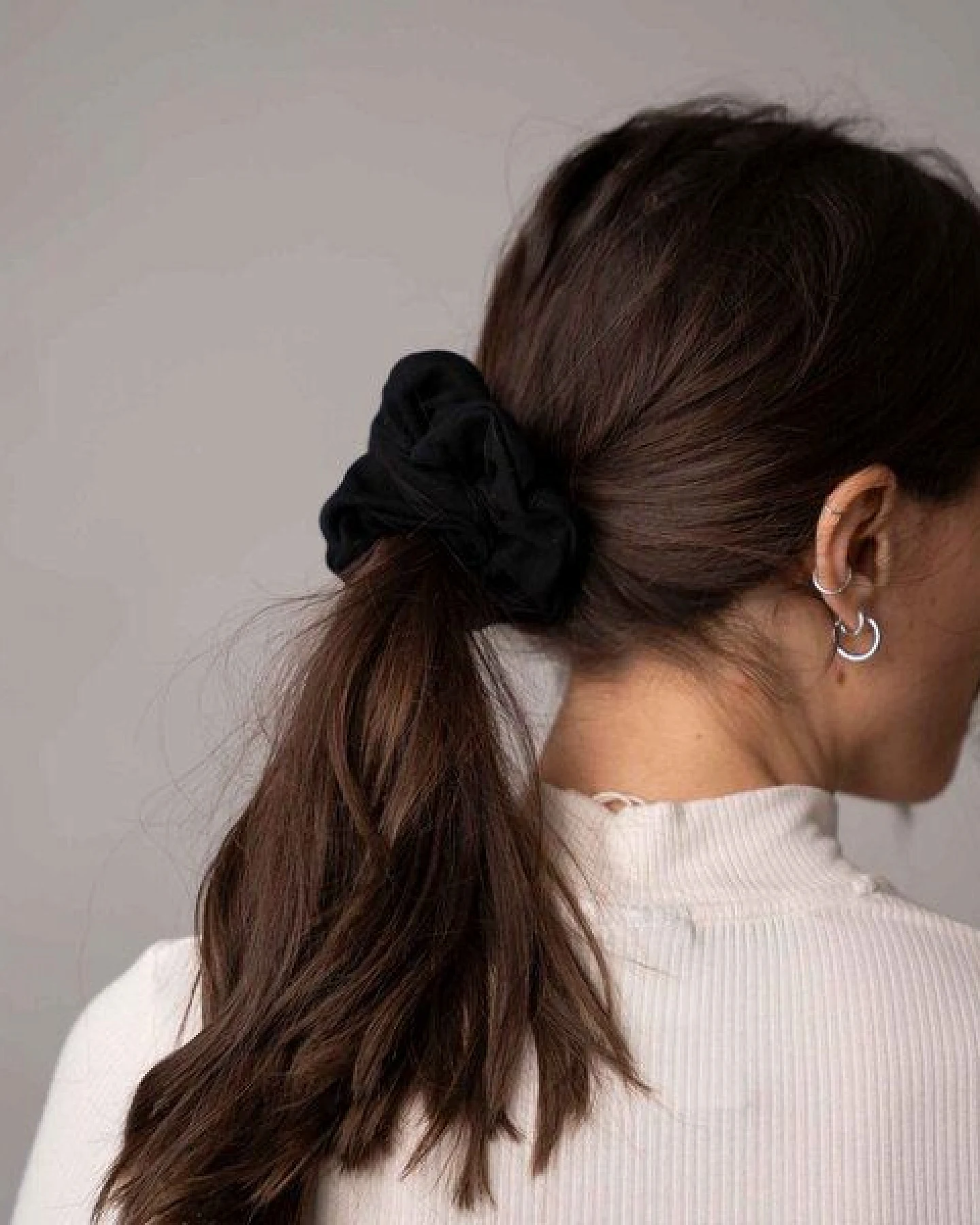 Vresh Clothing Ava - Scrunchie aus Biobaumwolle – Ansicht 3