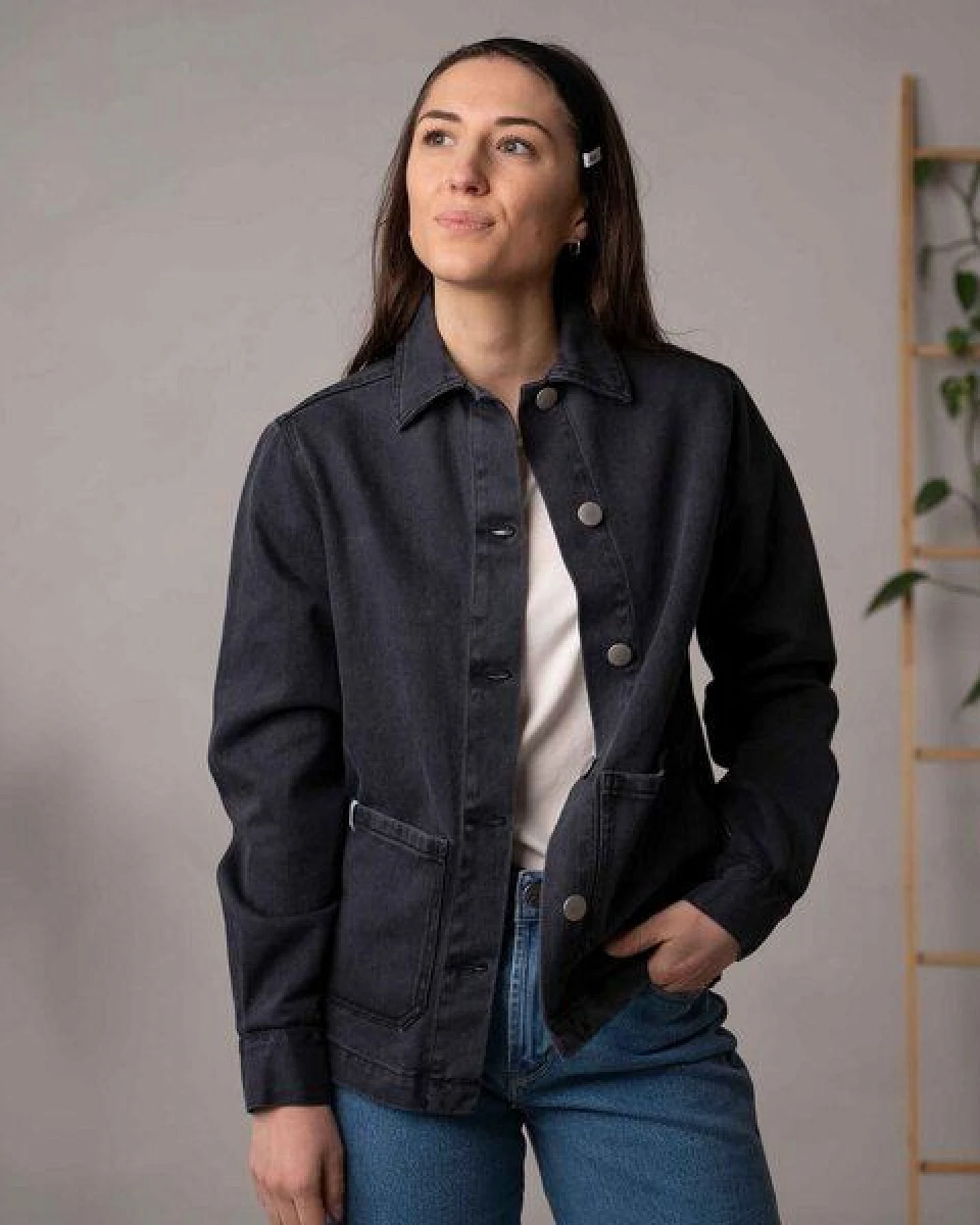 Vresh Clothing Valerie - Jeans Jacke aus Biobaumwolle – Ansicht 2
