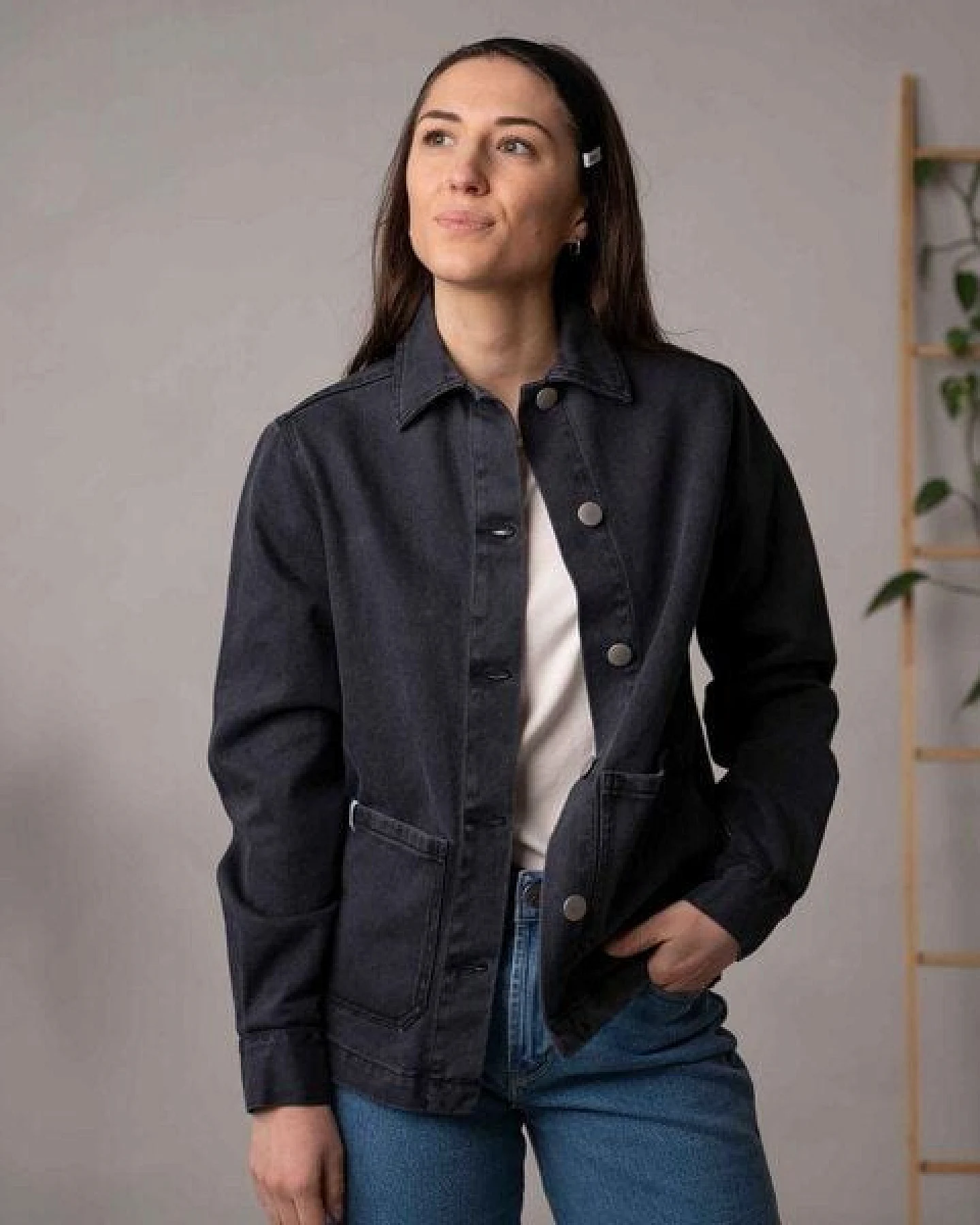 Vresh Clothing Valerie - Jeans Jacke aus Biobaumwolle – Ansicht 2
