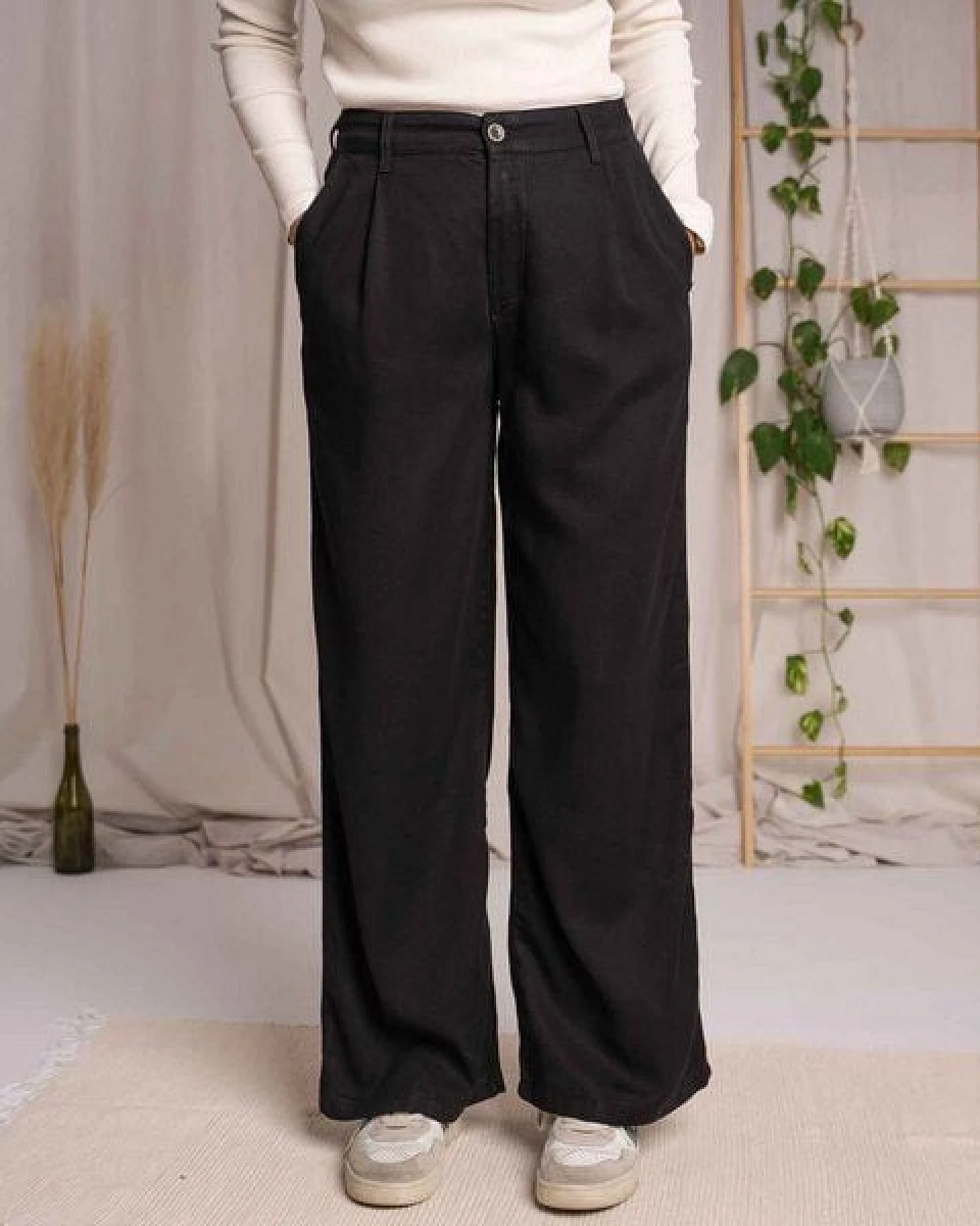Vresh Clothing Vilissa - Wide-Leg Hose aus TENCEL (TM) Lyocell – Ansicht 4