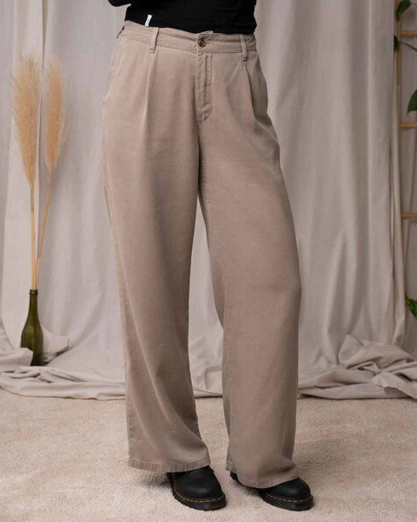 Vresh Clothing Vilissa - Wide-Leg Hose aus TENCEL (TM) Lyocell – Ansicht 2