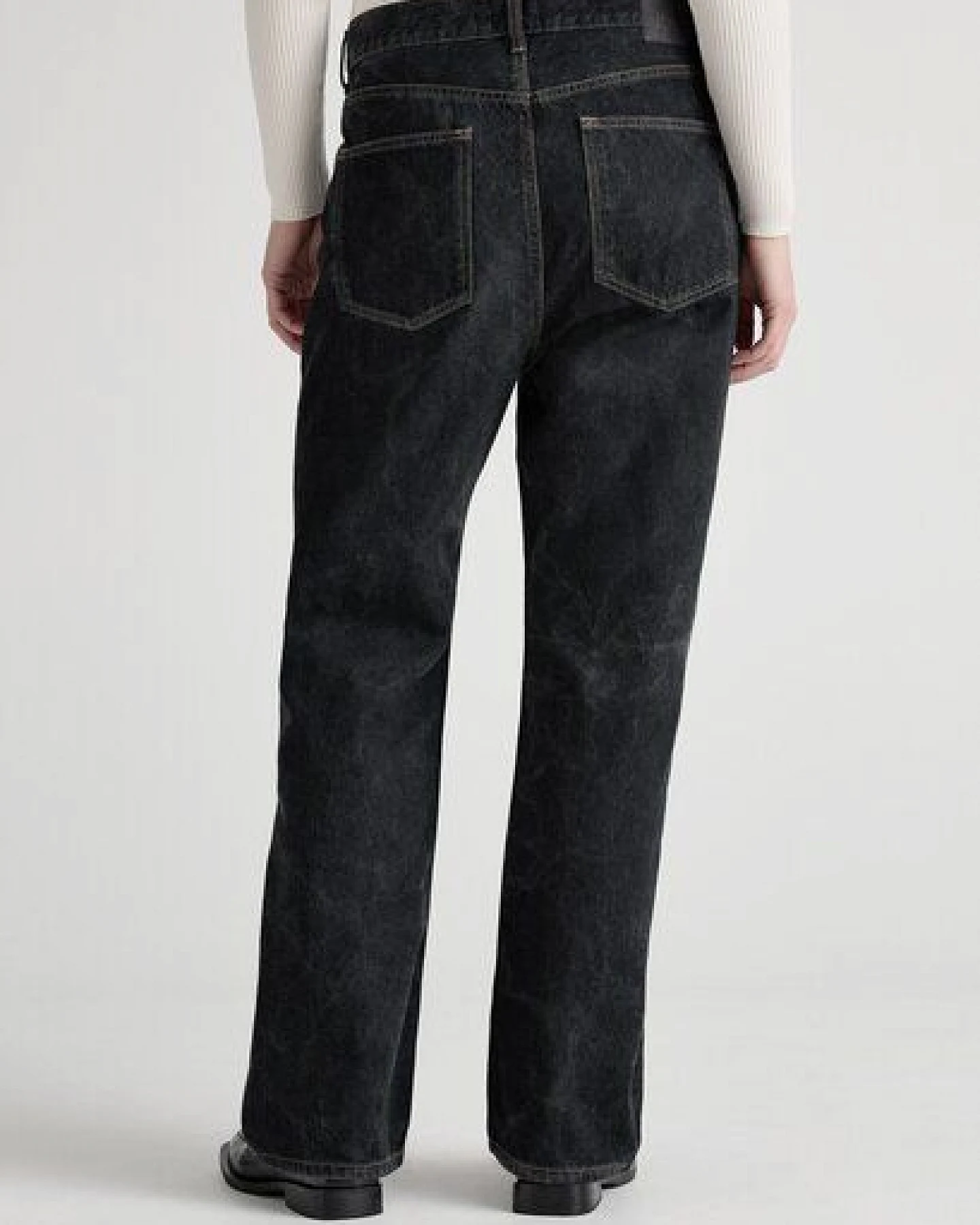 MUD Jeans Unisex Jeans "Emma Low Loose - Dry Black" – Ansicht 2