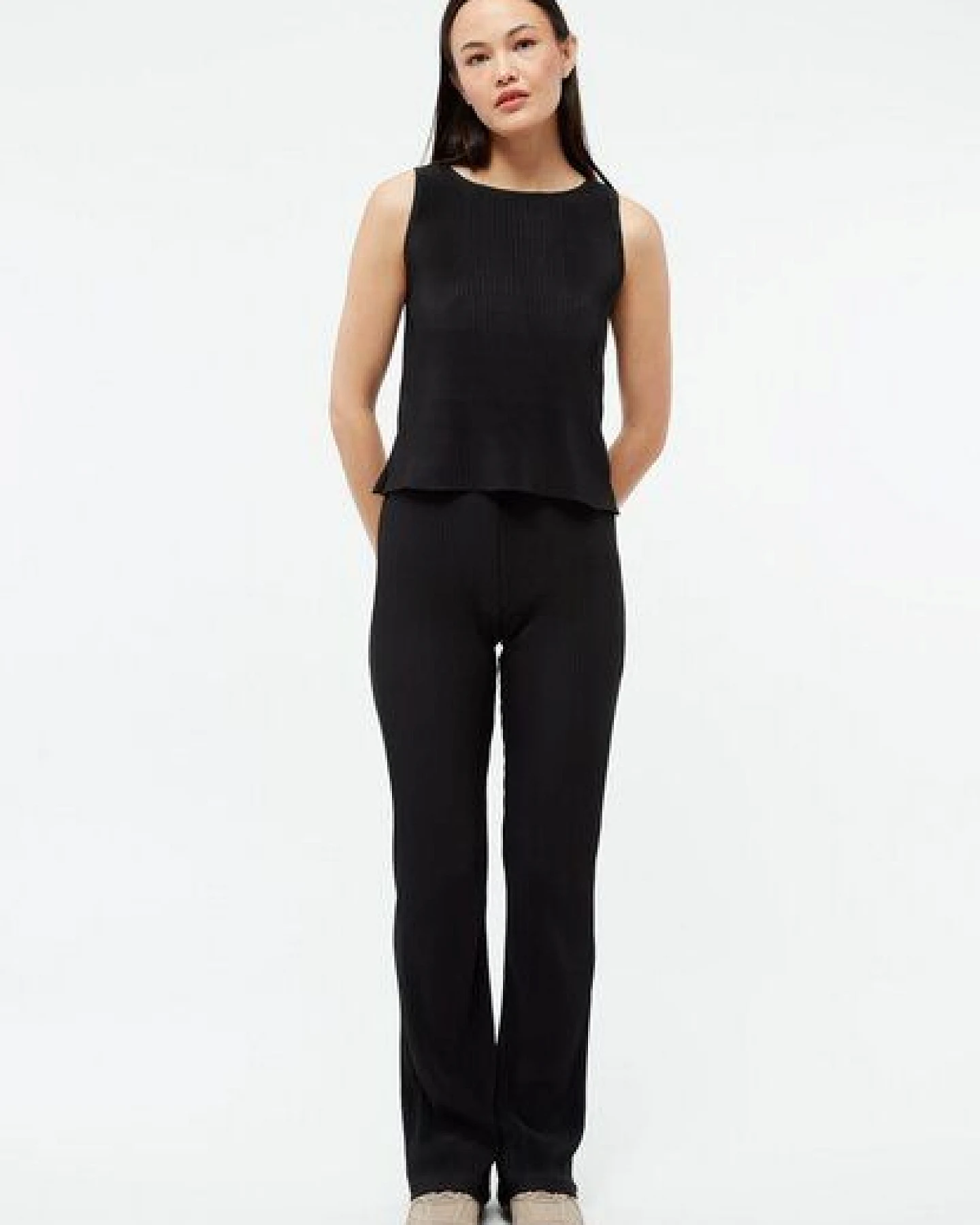 Givn Berlin Plisseehose GBELODIE aus recyceltem Polyester - Black (Pleats) – Ansicht 2