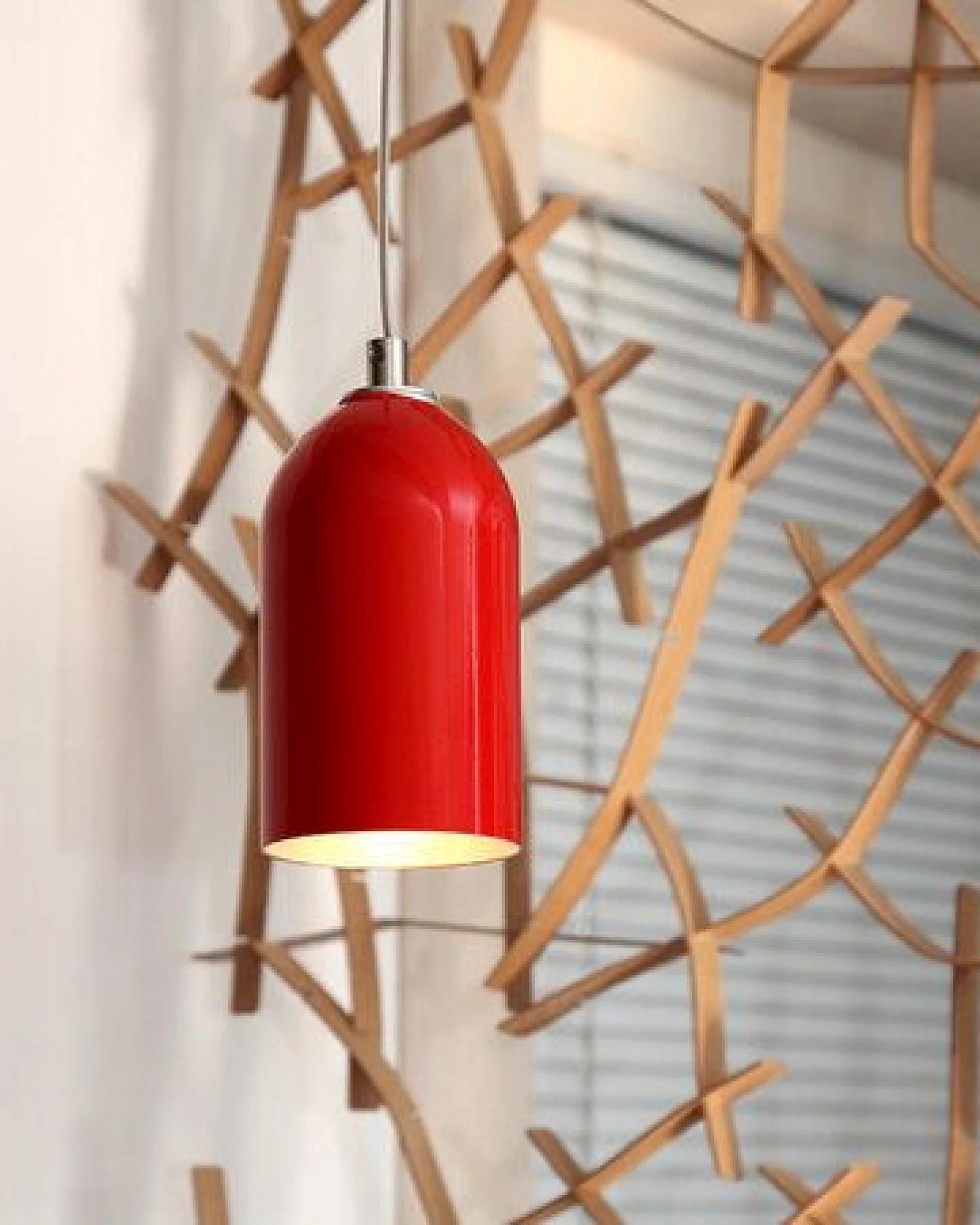werkvoll by Lena Peter Upcycling Feuerlöscher Hängeleuchte FIRELIGHT rot – Ansicht 2