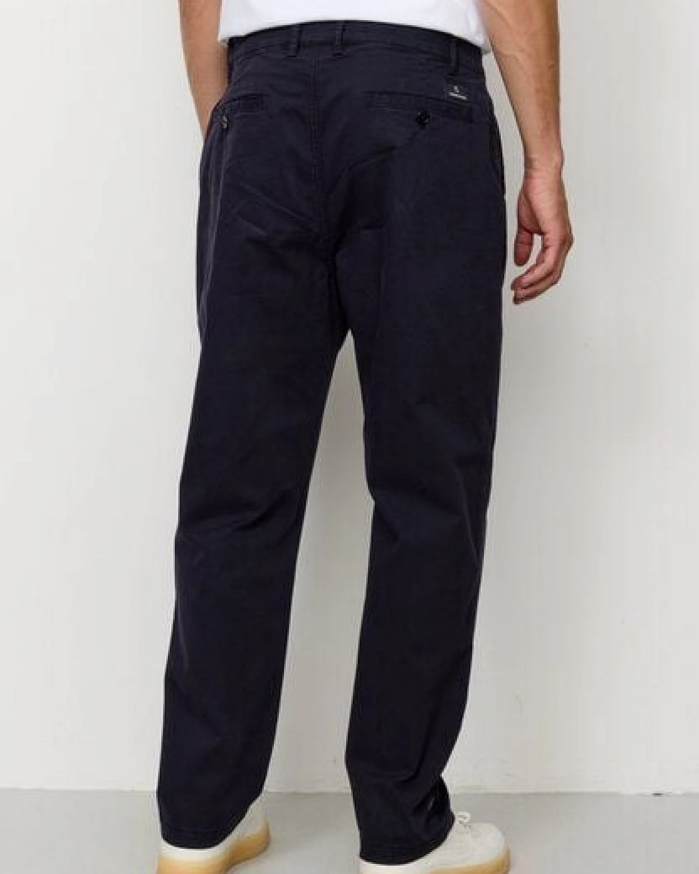 Herren Chino mit Bundfalte aus Bio-Baumwoll Mix - OAK - recolution – Ansicht 4