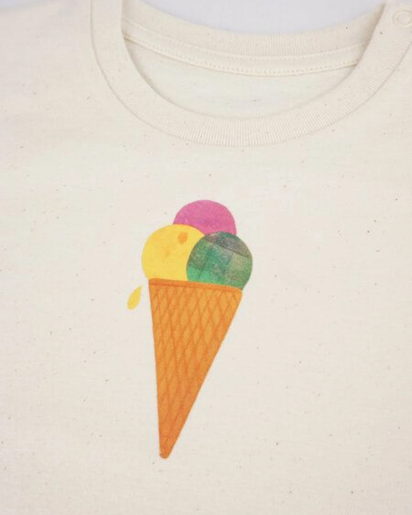 Meladi Kinder Baby-Shirt aus Biobaumwolle - Eiscreme auf Natural Raw – Ansicht 3