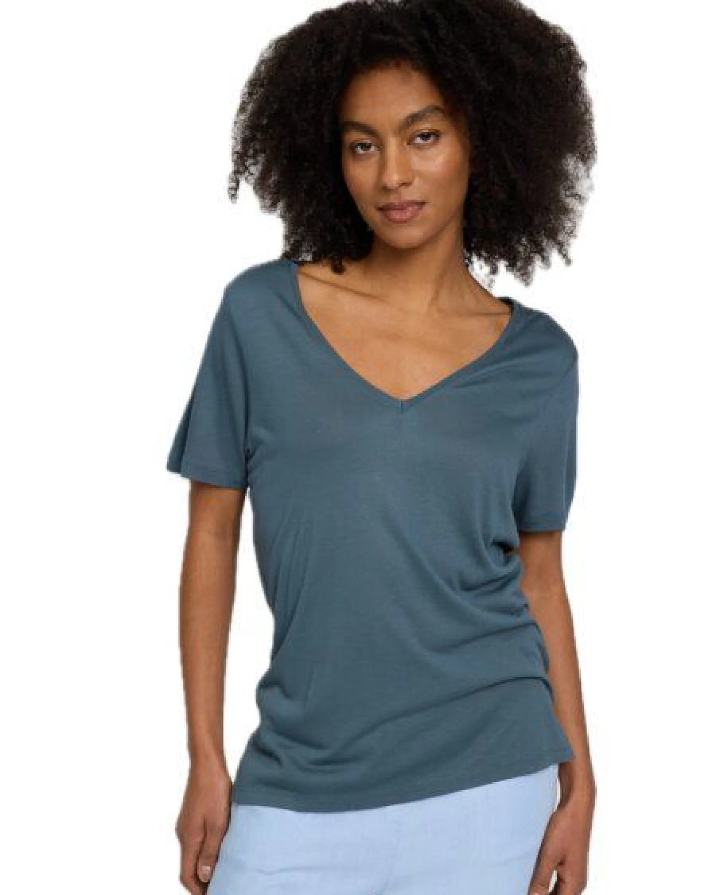 Mazine V-Ausschnitt T-Shirt aus Ecovero – Ansicht 2