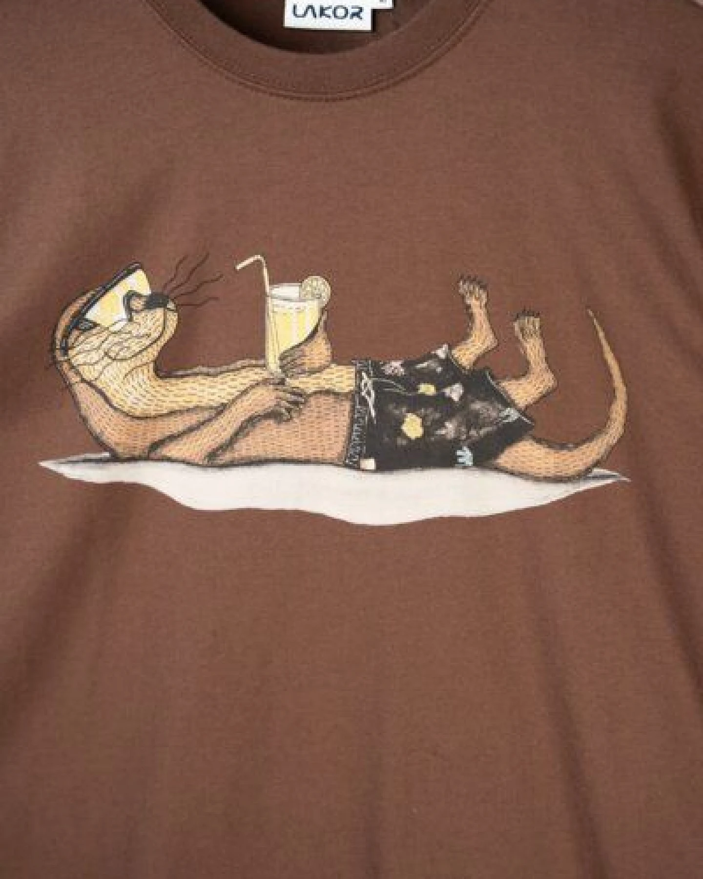 LAKOR An Otter Vacation T-shirt – Ansicht 2