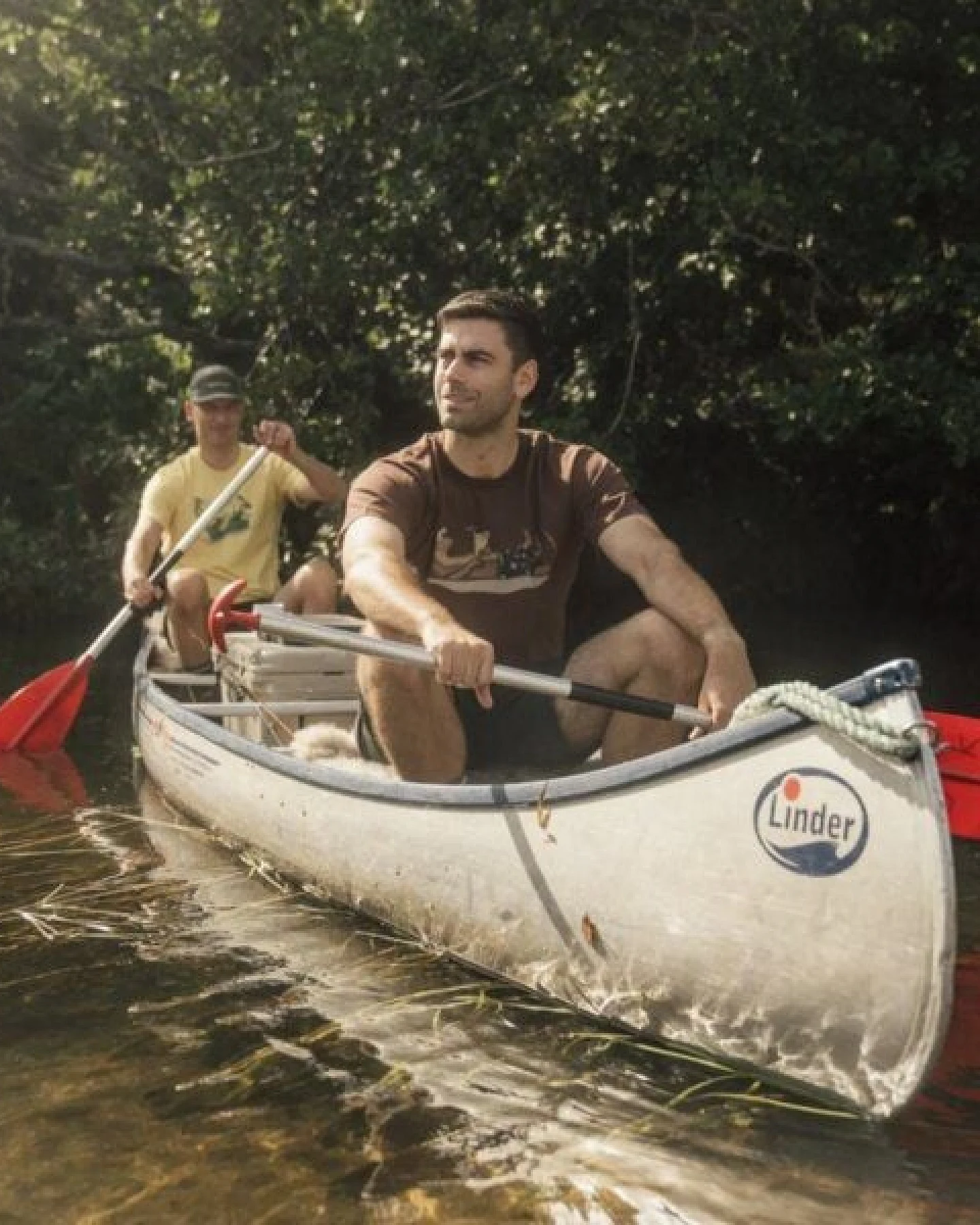 LAKOR An Otter Vacation T-shirt – Ansicht 4