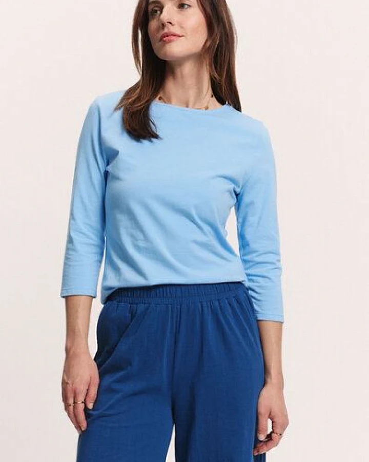 Blau