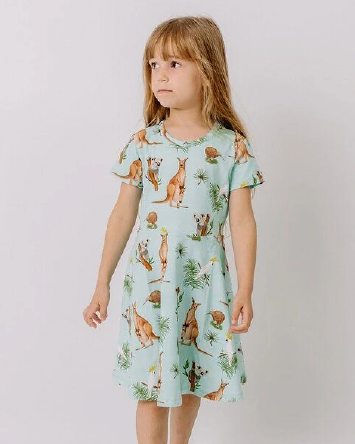 Sommerkleid Mint Kängurus & Koalas Allover-Print Bio-Baumwolle GOTS Kurzarm – Walkiddy